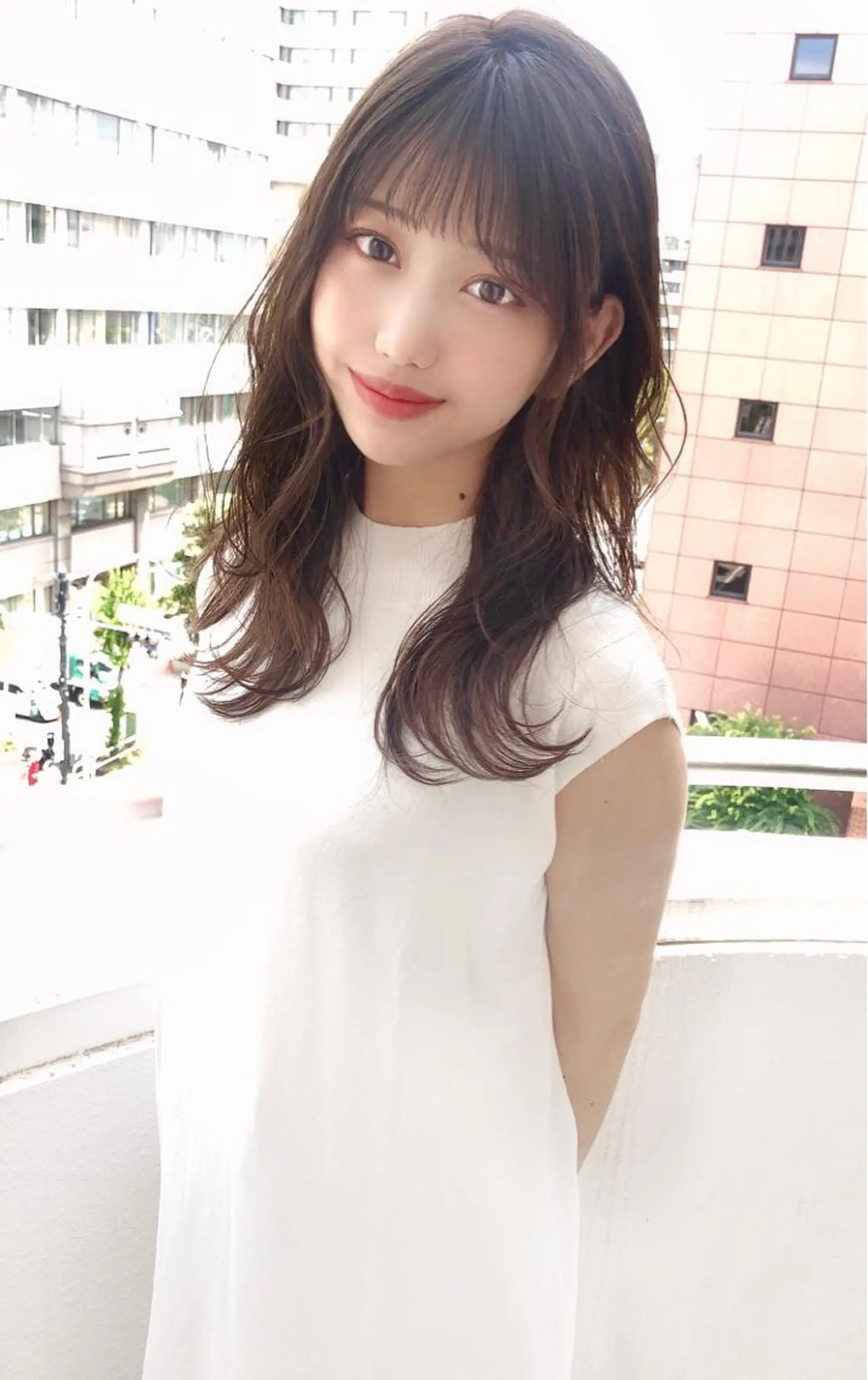 セミロング カラー パーマ ヘアアレンジ ヘアカラー トリートメント ヘアセット Londideal 高橋ヒロシのヘアスタイル