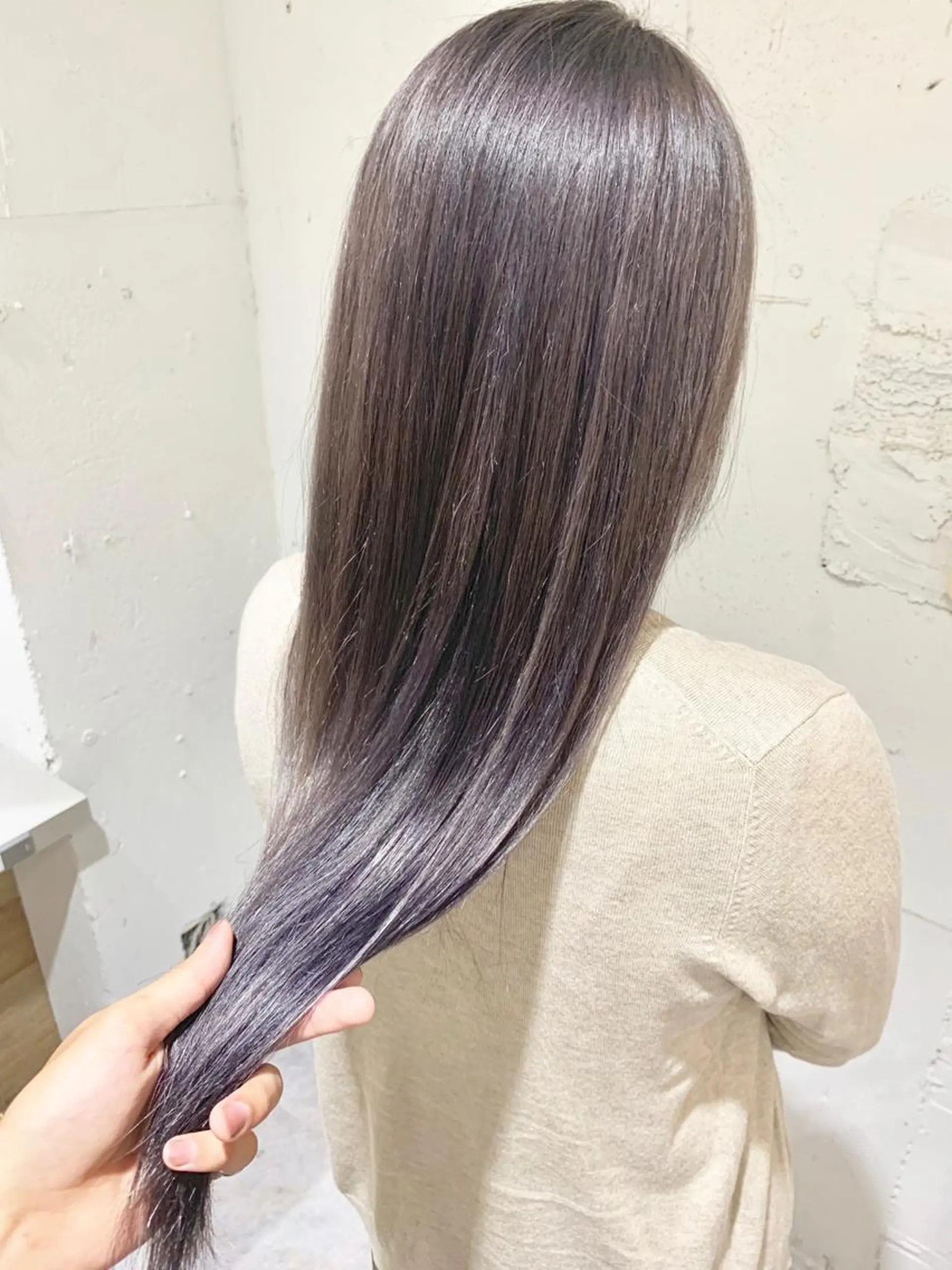 ロング カラー アッシュ ブリーチ ラベンダーカラー ラベンダーアッシュ シルバー レイヤー/大人メンズ パーマ🌀 平島拓也のヘアスタイル