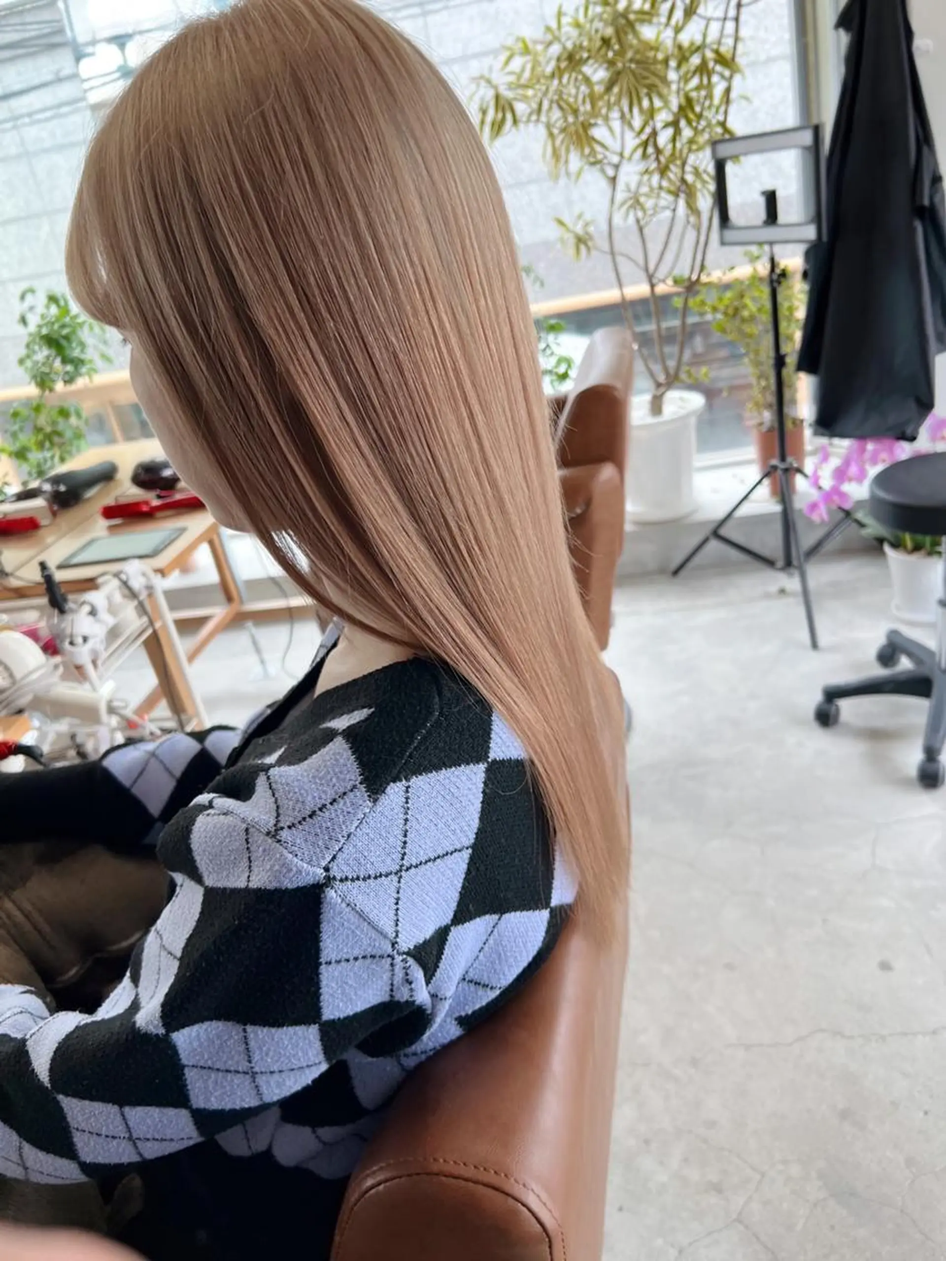 セミロング ヘアカラー トリートメント ヘッドスパ 髪質改善カラー特化 ルイス奈良のヘアスタイル