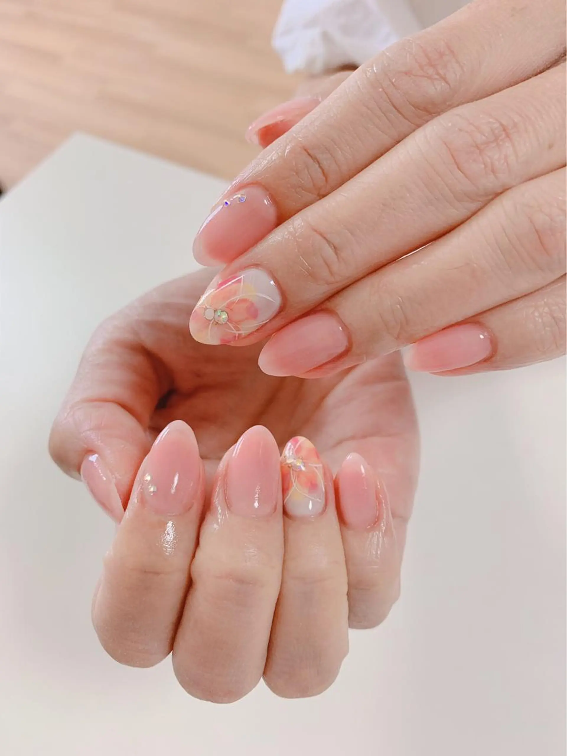 ネイル アートネイル 長さ出し フットネイル グリーン ニュアンスネイル Lily Roseスタッフ一同のマツエク・マツパデザイン