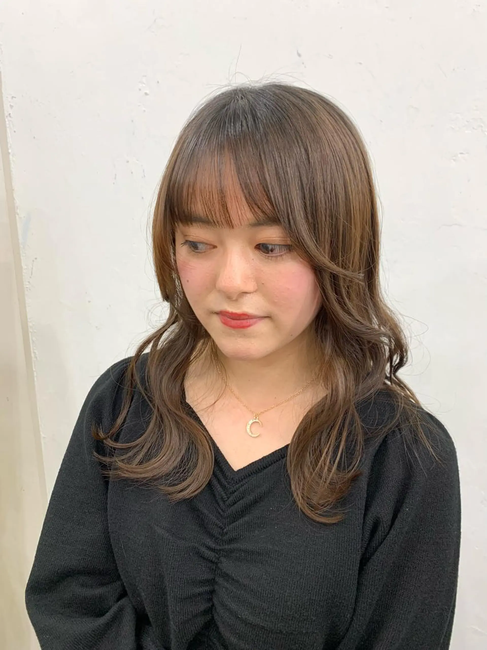 セミロング レイヤー ハイトーン 暖色⭐︎KANAKOのヘアスタイル