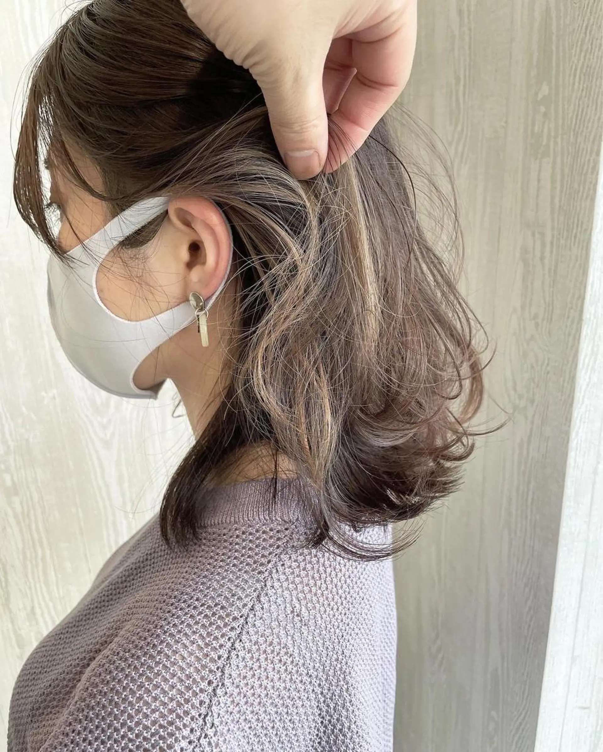 ミディアム カラー アッシュ イヤリングカラー インナーカラー 外国人風カラー レイヤーカット ヘアカラー トリートメント 河合秀明/ショート /ボブ/レイヤーのヘアスタイル