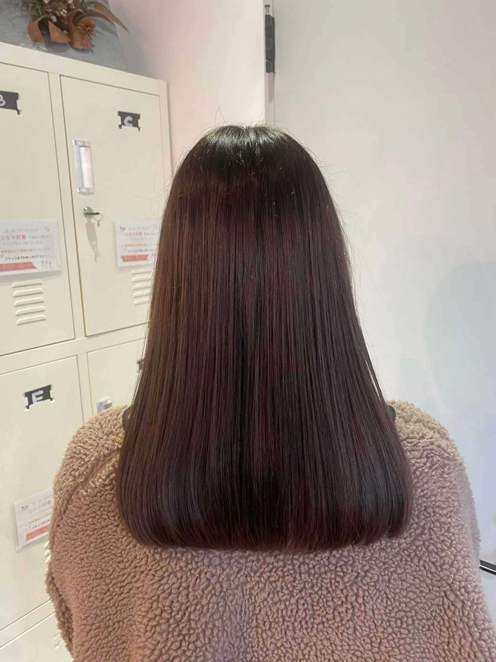 ミディアム カット ヘアカラー FERIA池田 石田較貴のヘアスタイル