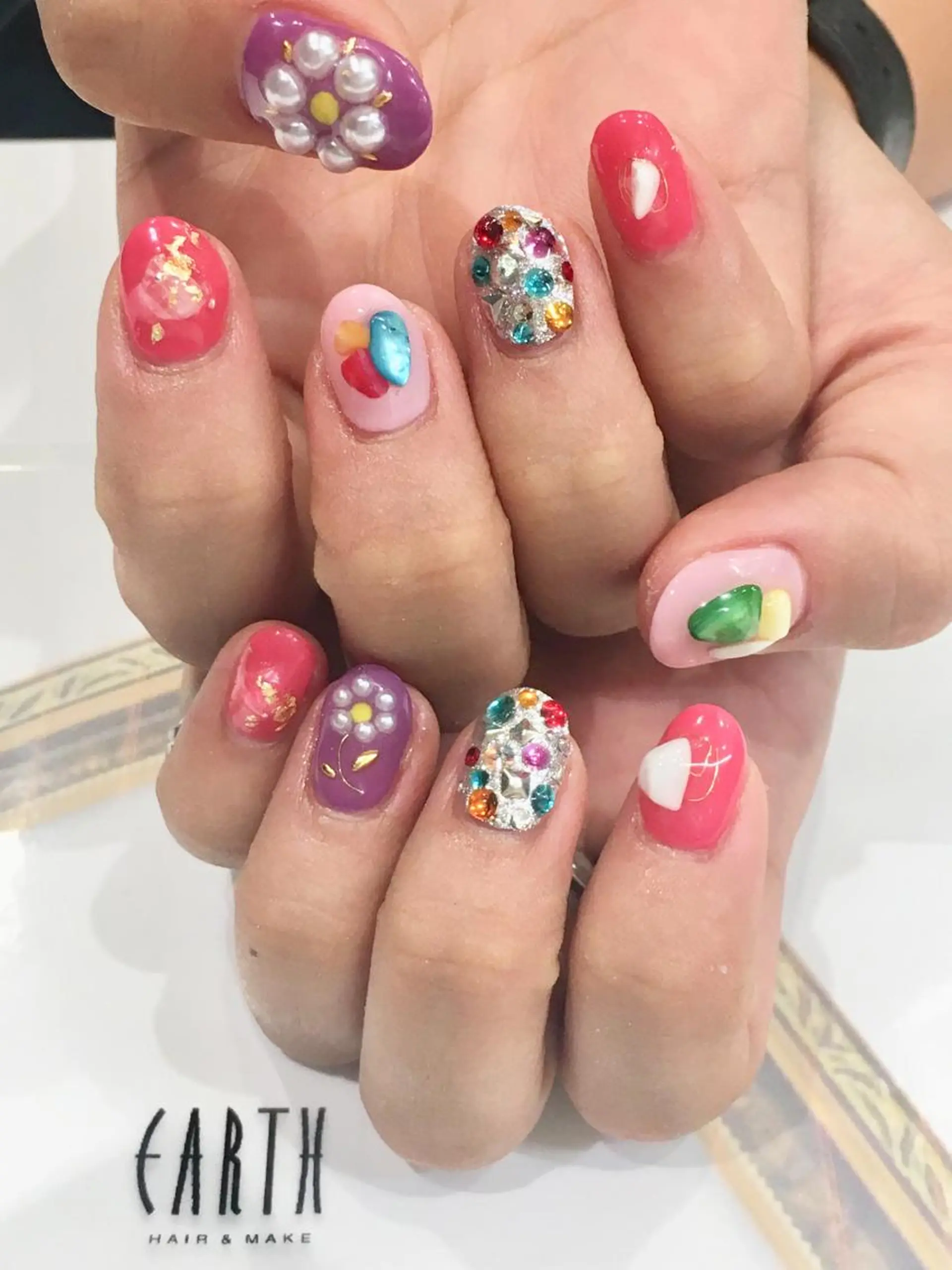 ネイル ハンドネイル 佐藤 まりえのネイルデザイン