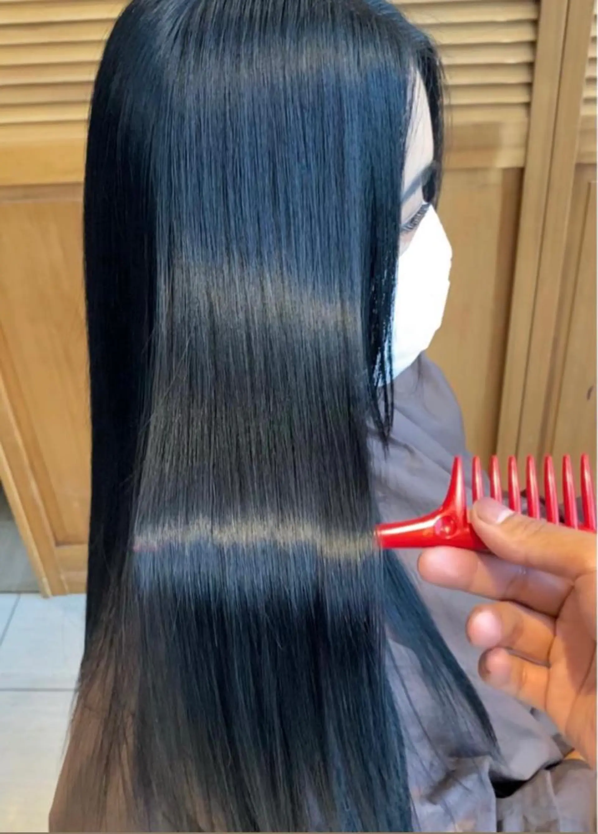 ロング カラー 黒髪 ブルーカラー ブルーブラック 比嘉 翼のヘアスタイル