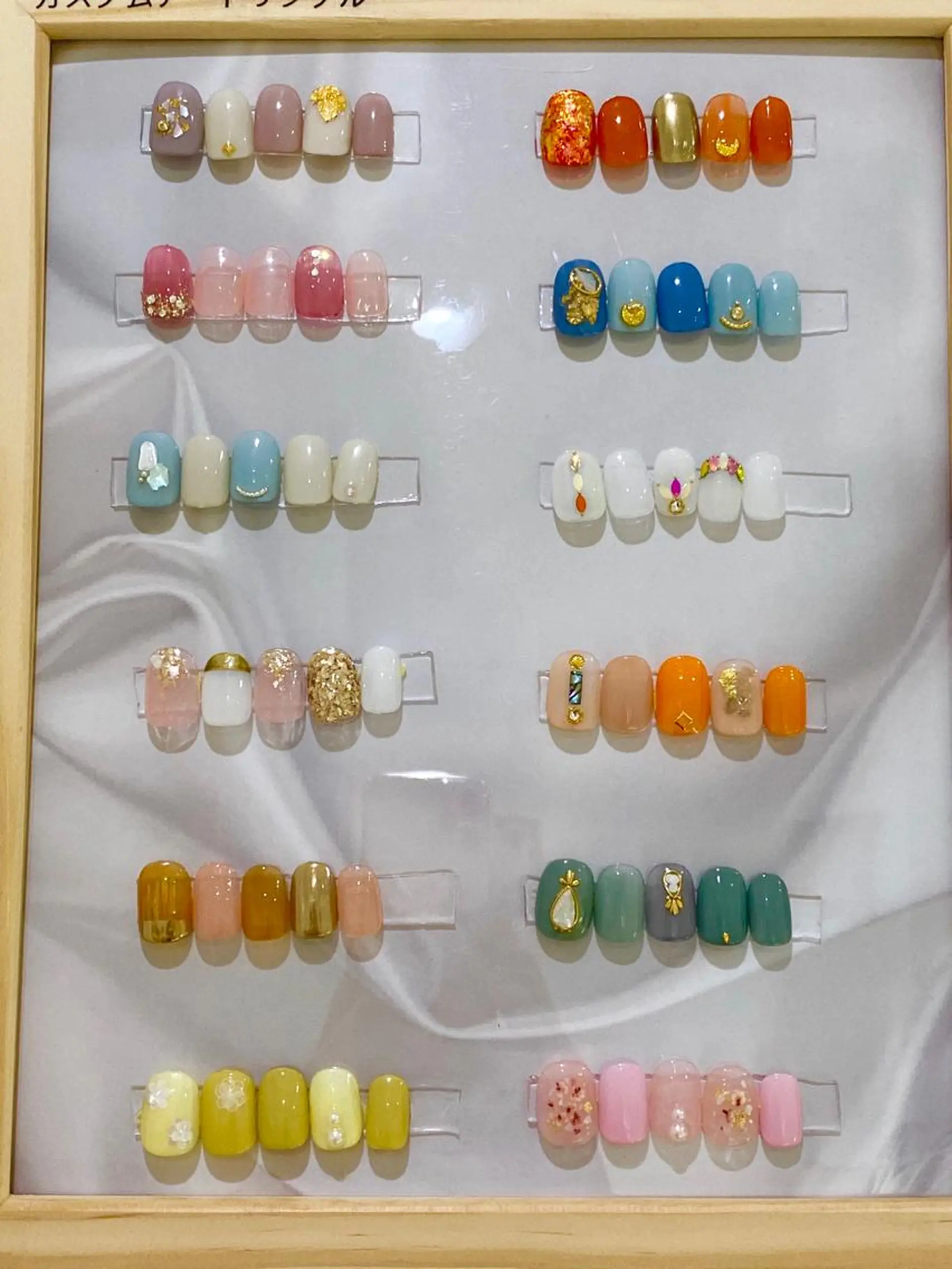 ネイル ハンドネイル Nail&eye Belire 新宿のネイルデザイン