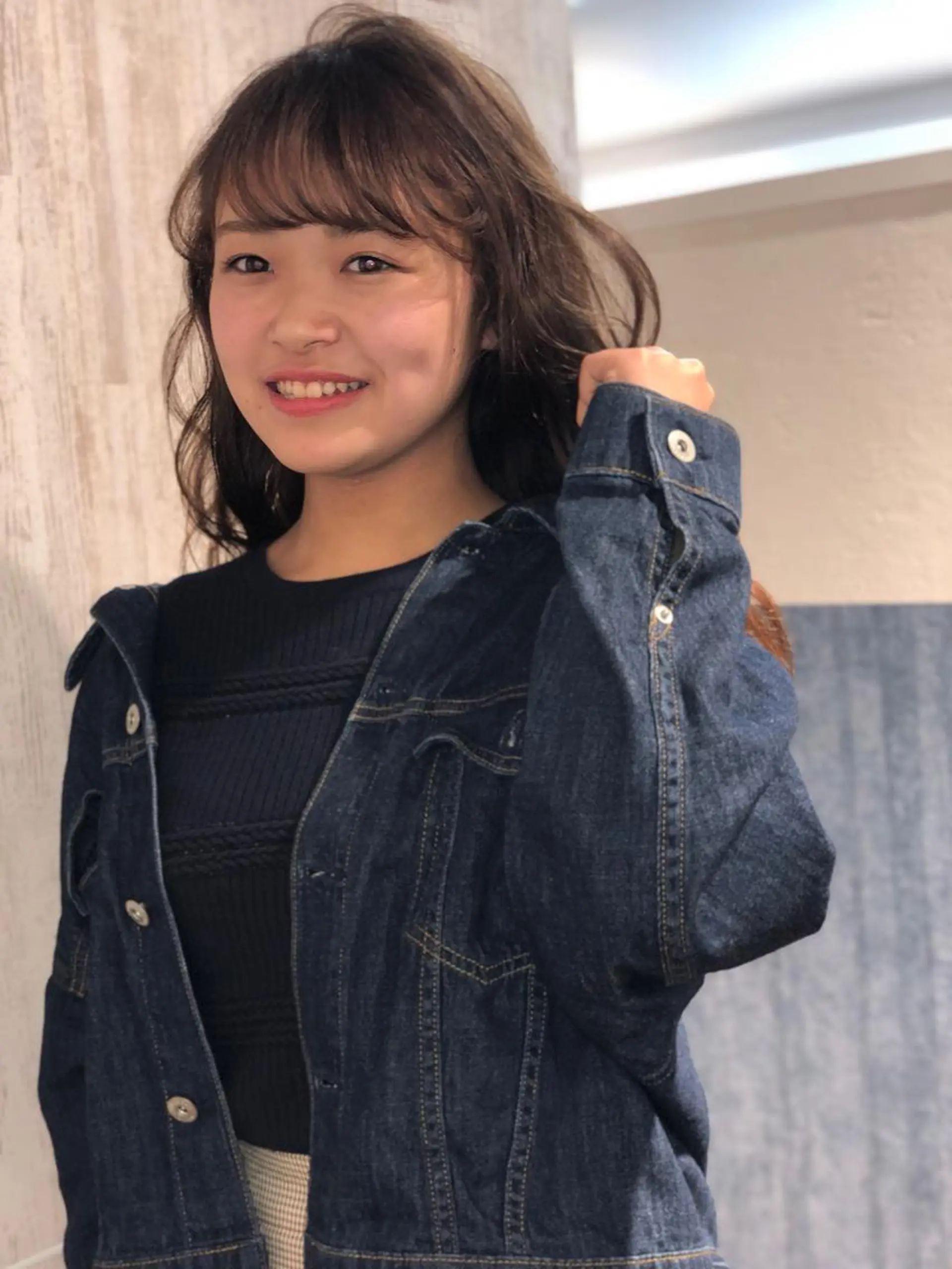 セミロング 大場 優のヘアスタイル