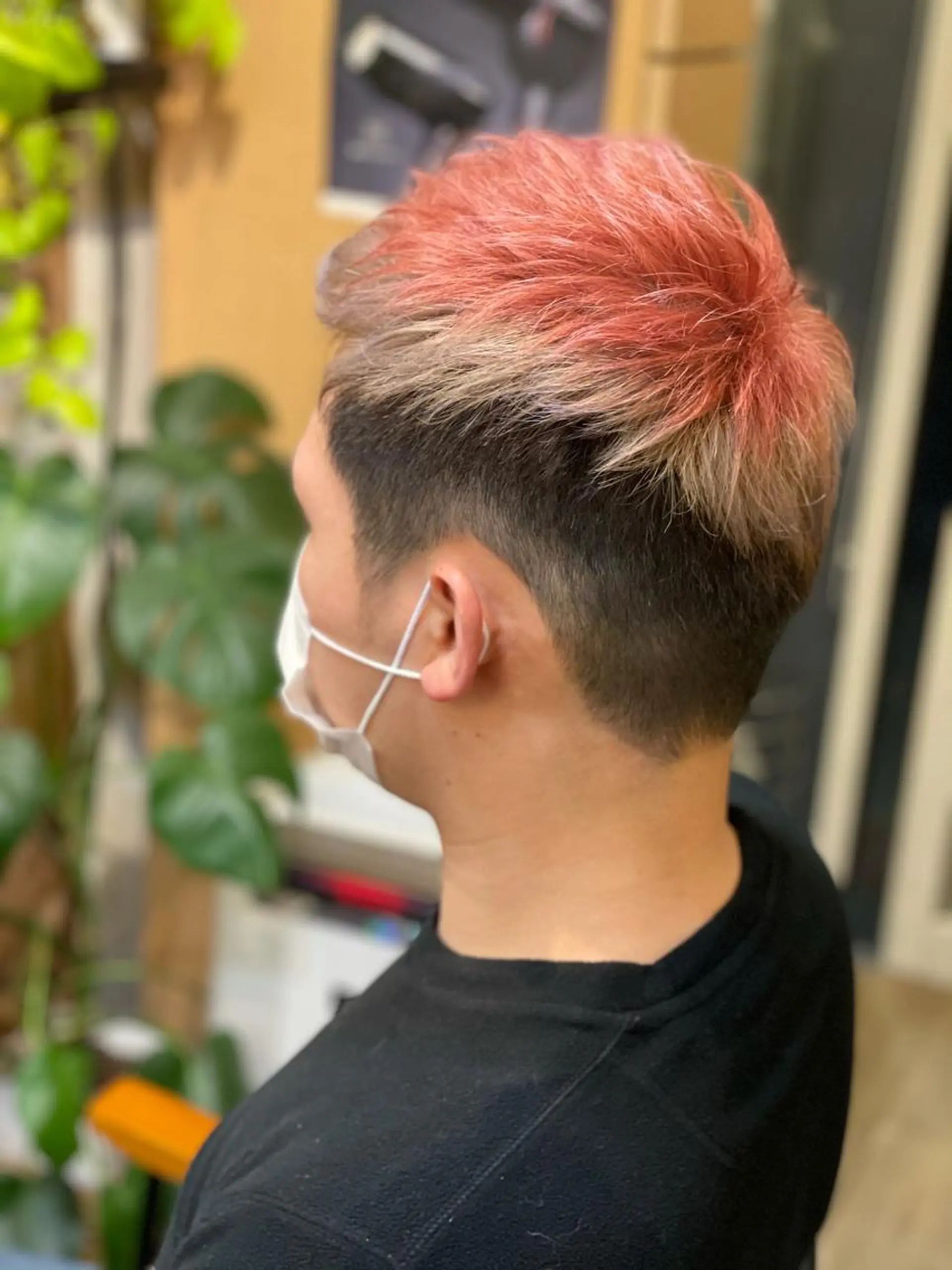 ショート カラー メンズ ピンクカラー SHINYHAIR DaiCeのヘアスタイル