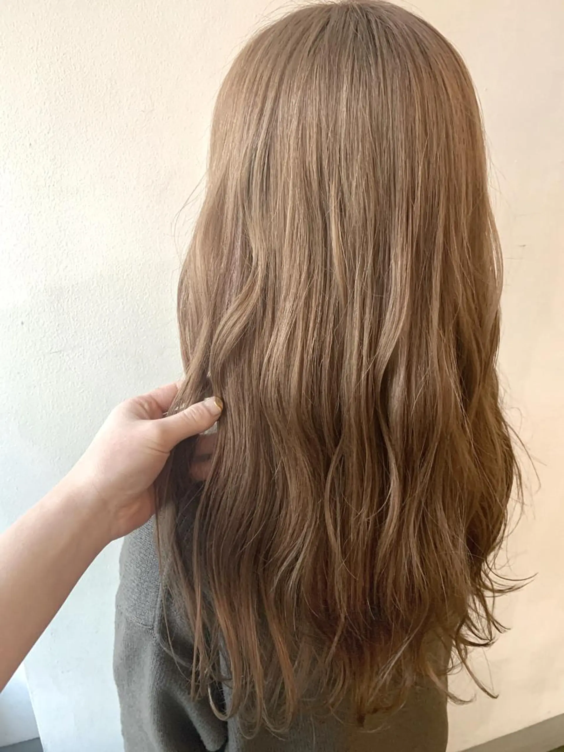 ロング カラー ヘアアレンジ ベージュカラー ブリーチ 🌟アレンジが似合う カラー🌟Rumiのヘアスタイル