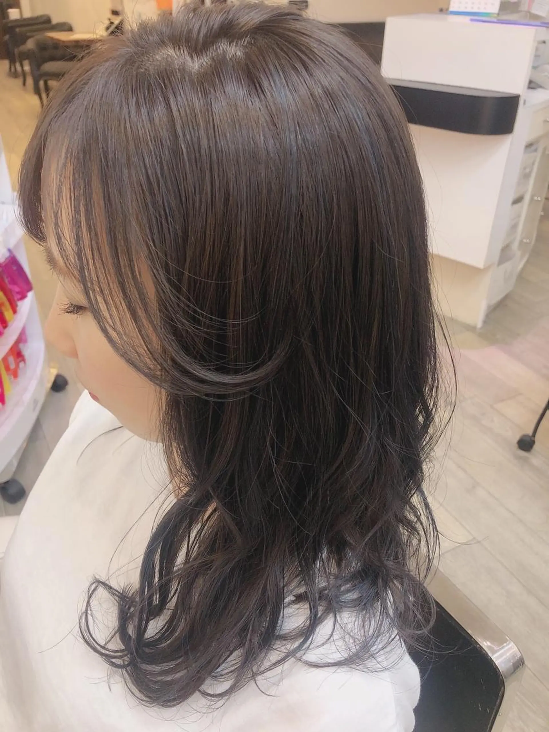 ミディアム ハイライト いけがみ ゆかなのヘアスタイル