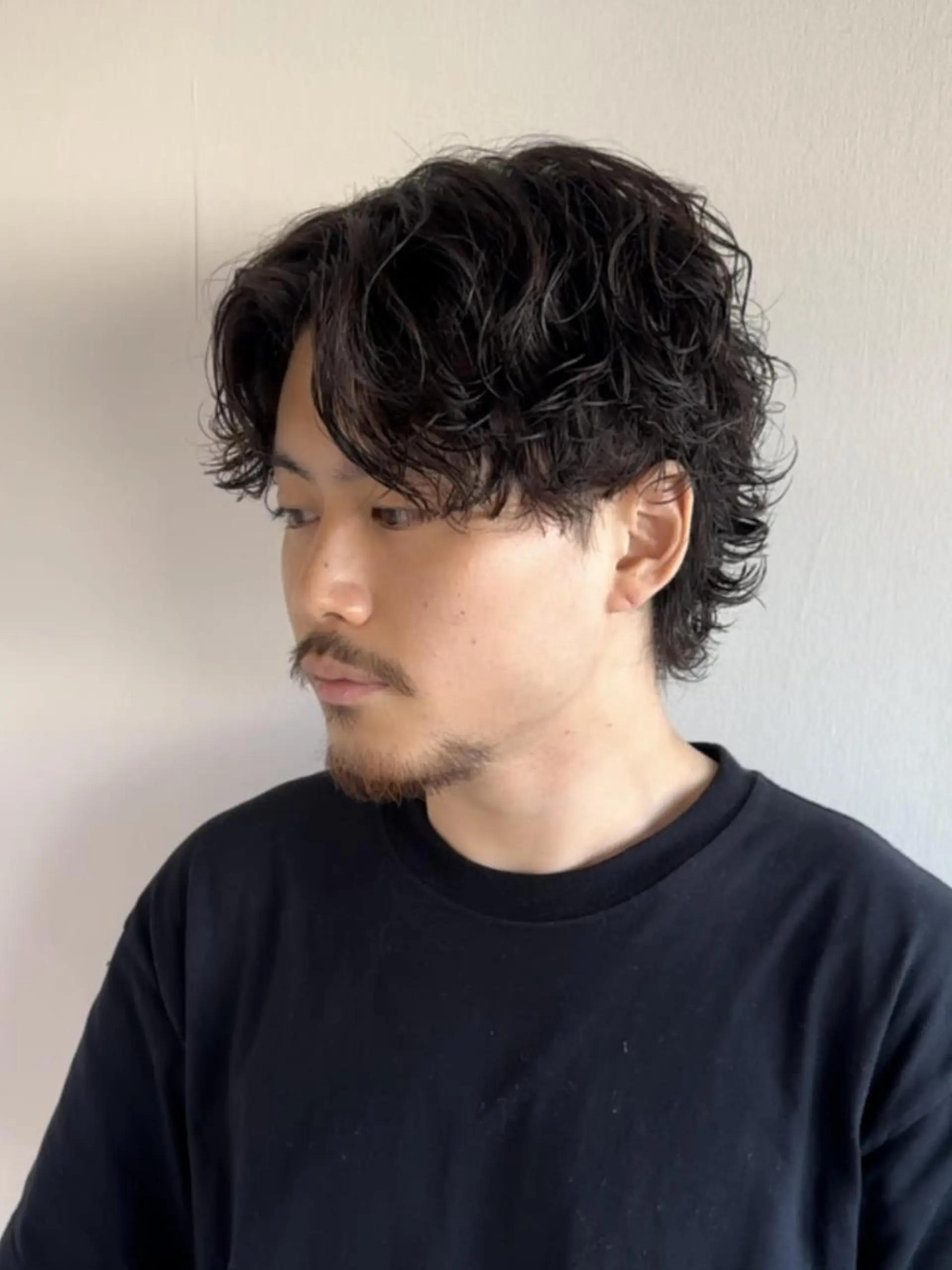パーマ メンズ レイヤーカット/ 髪質改善/透カラーのヘアスタイル