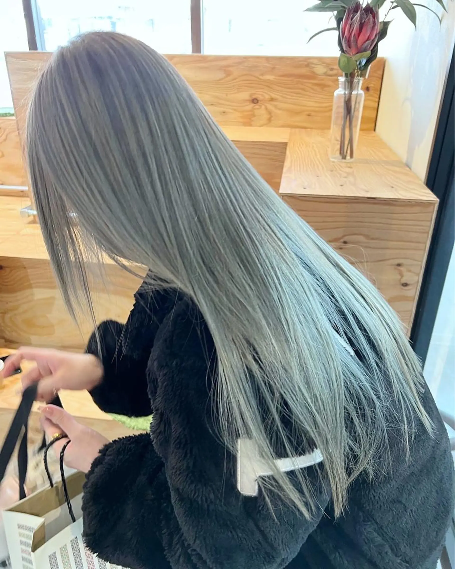 ロング カラー ヘアアレンジ 顔まわり職人🇰🇷 韓国ヘア/KAITOのヘアスタイル