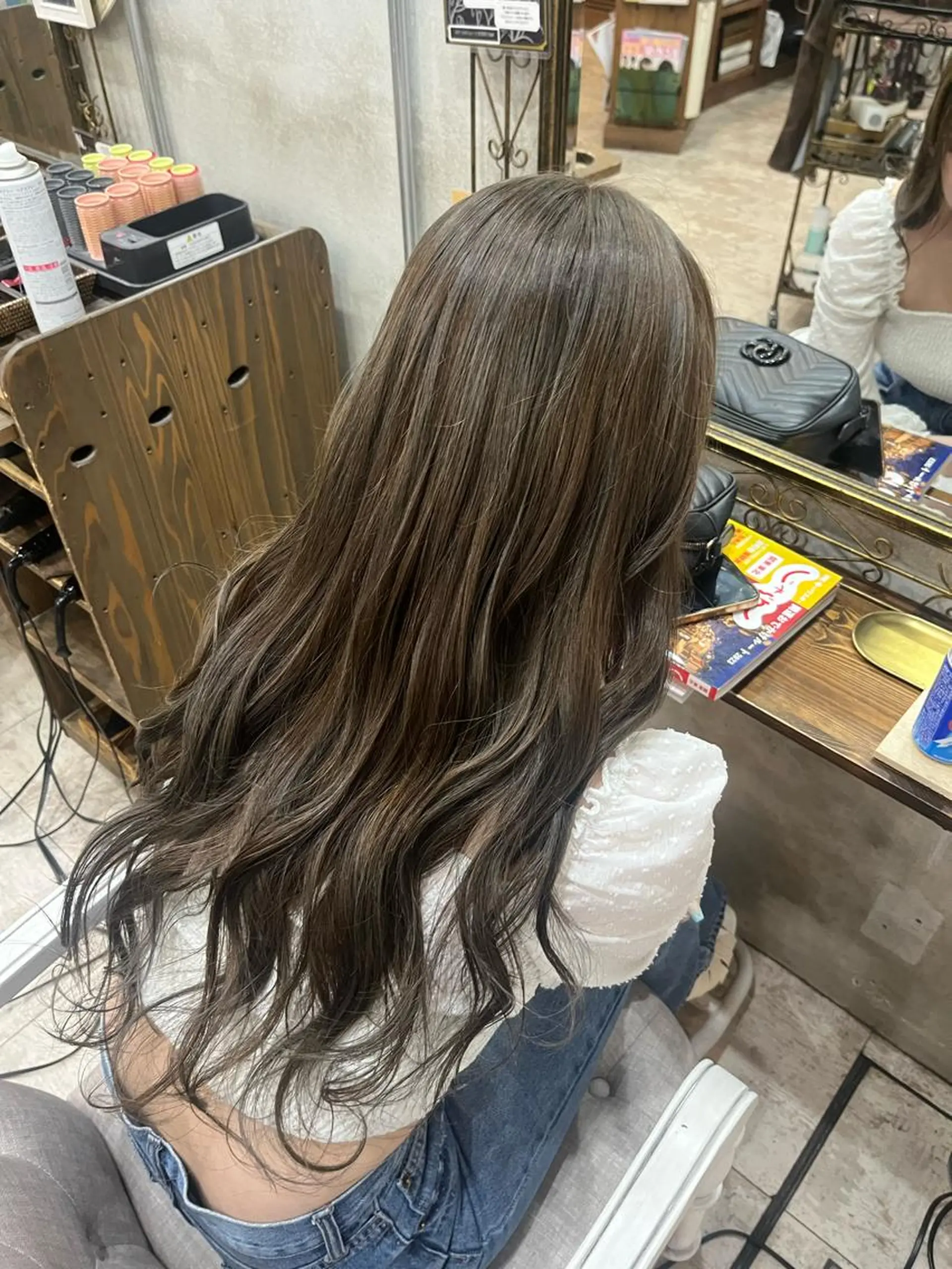 ロング カラー ブリーチ ダブルカラー ブリーチなしカラー 艶髪/ハイトーン/ ヘアセット/モエノのヘアスタイル
