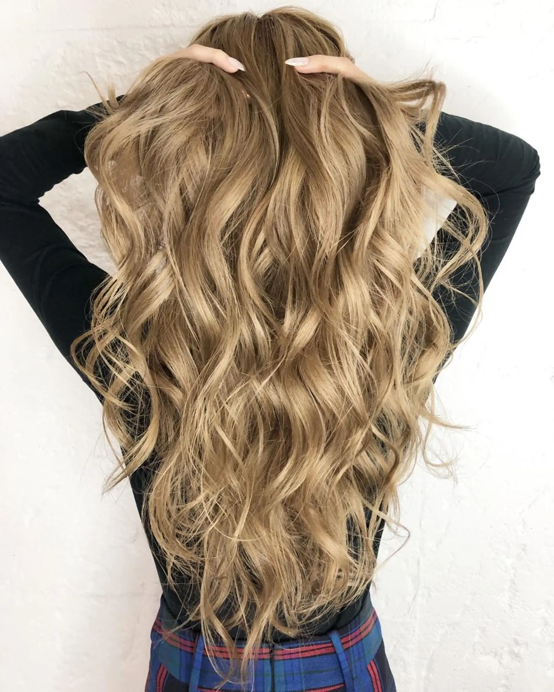 ロング カラー ベージュカラー レイヤーカット BLend 渋谷のヘアスタイル