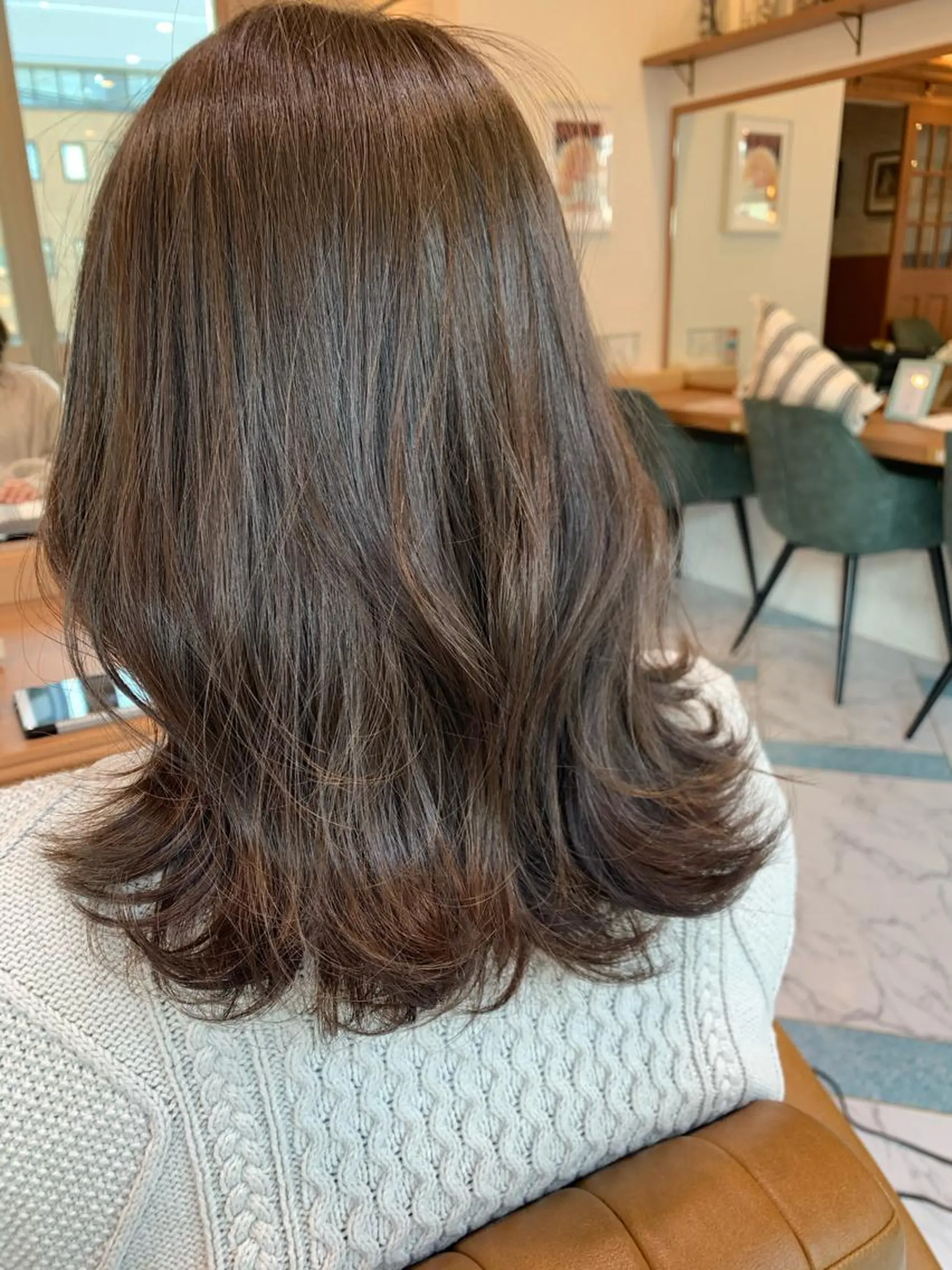 ミディアム くびれヘア 石畑結華 Lond店長のヘアスタイル
