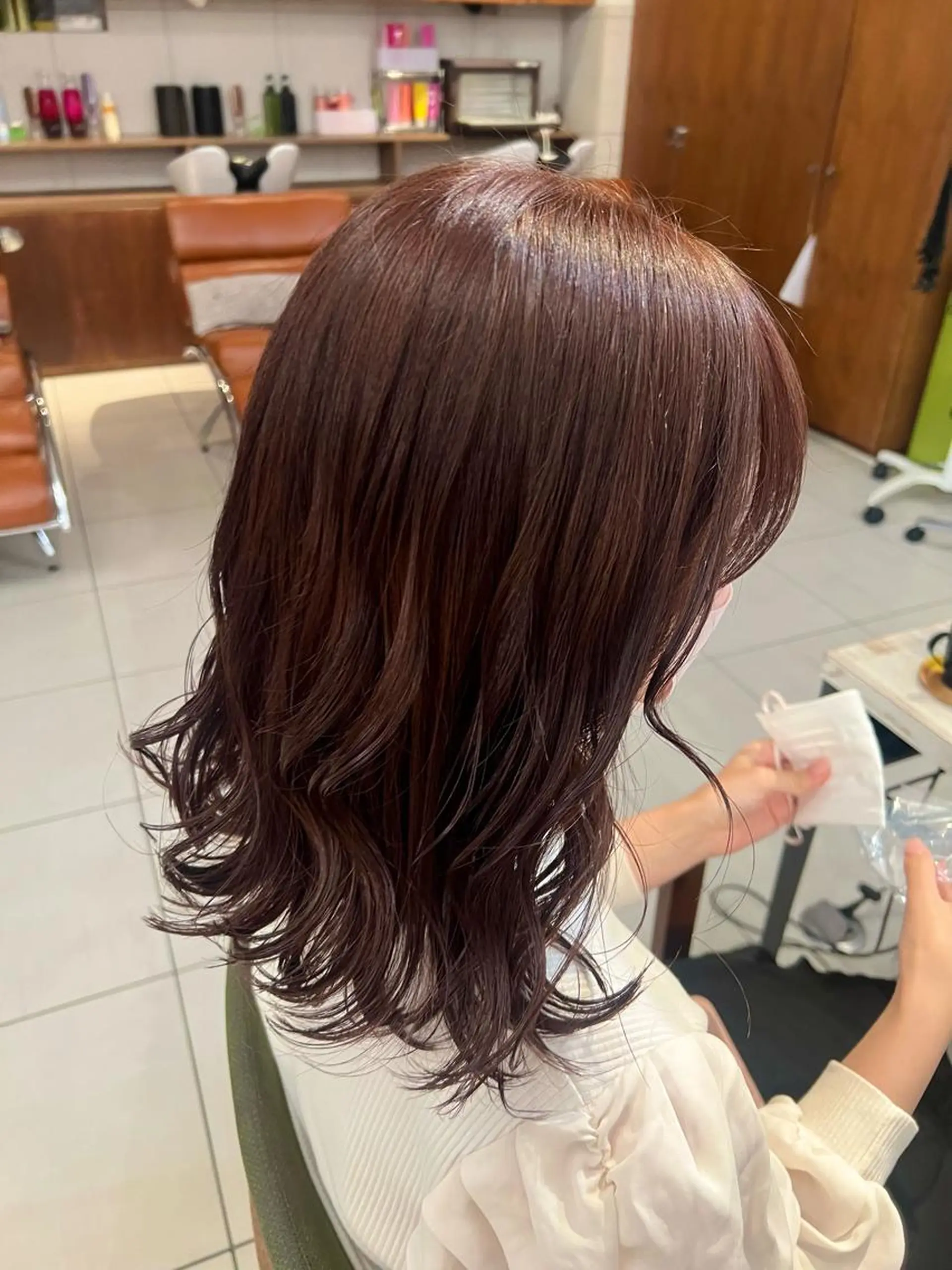 ミディアム カラー ブリーチ ブリーチなしカラー ヘアカラー かわの ももな 💜ྀིのヘアスタイル