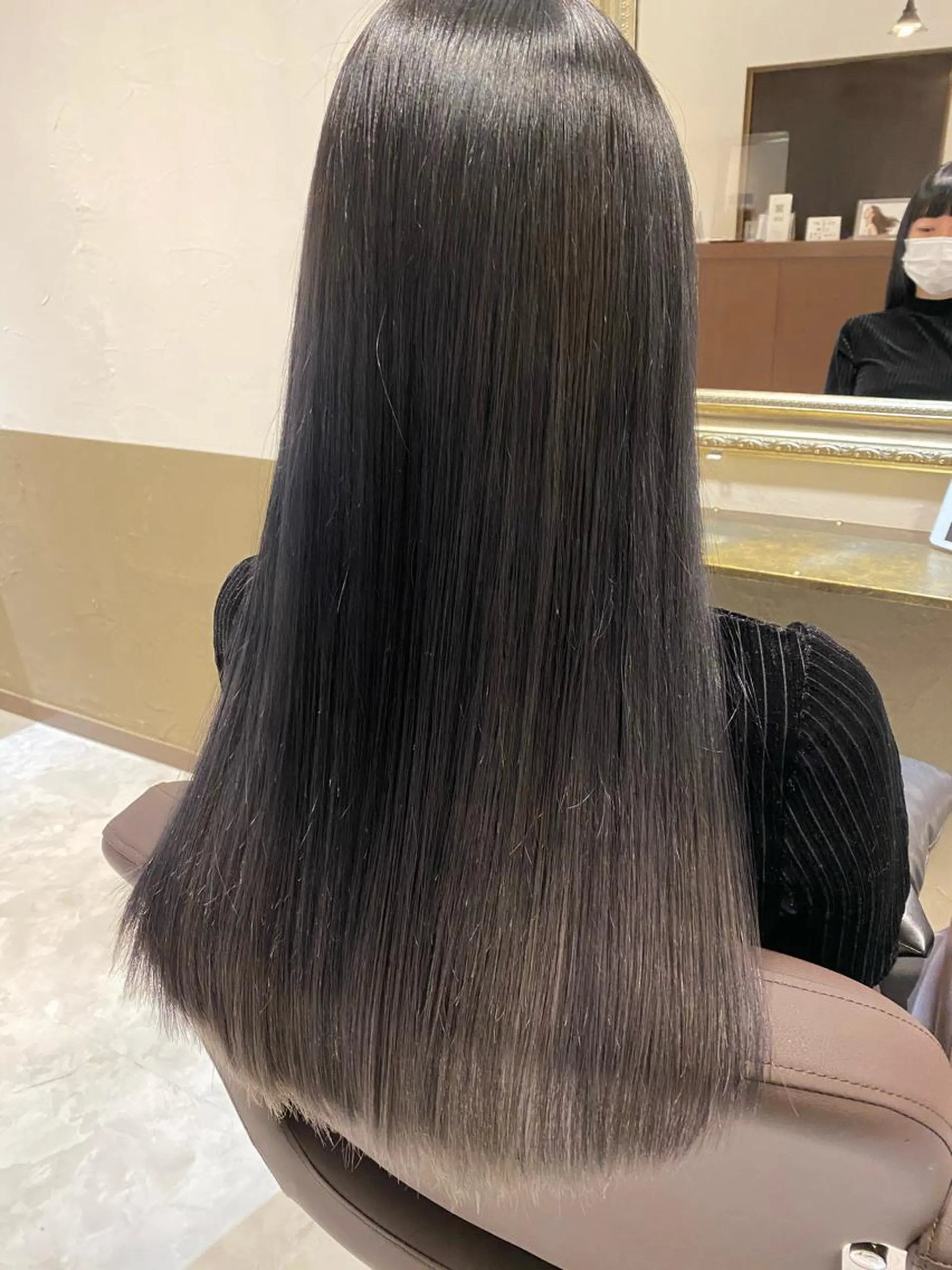 ロング カラー カット 縮毛矯正 トリートメント 坂井田 浩樹のヘアスタイル