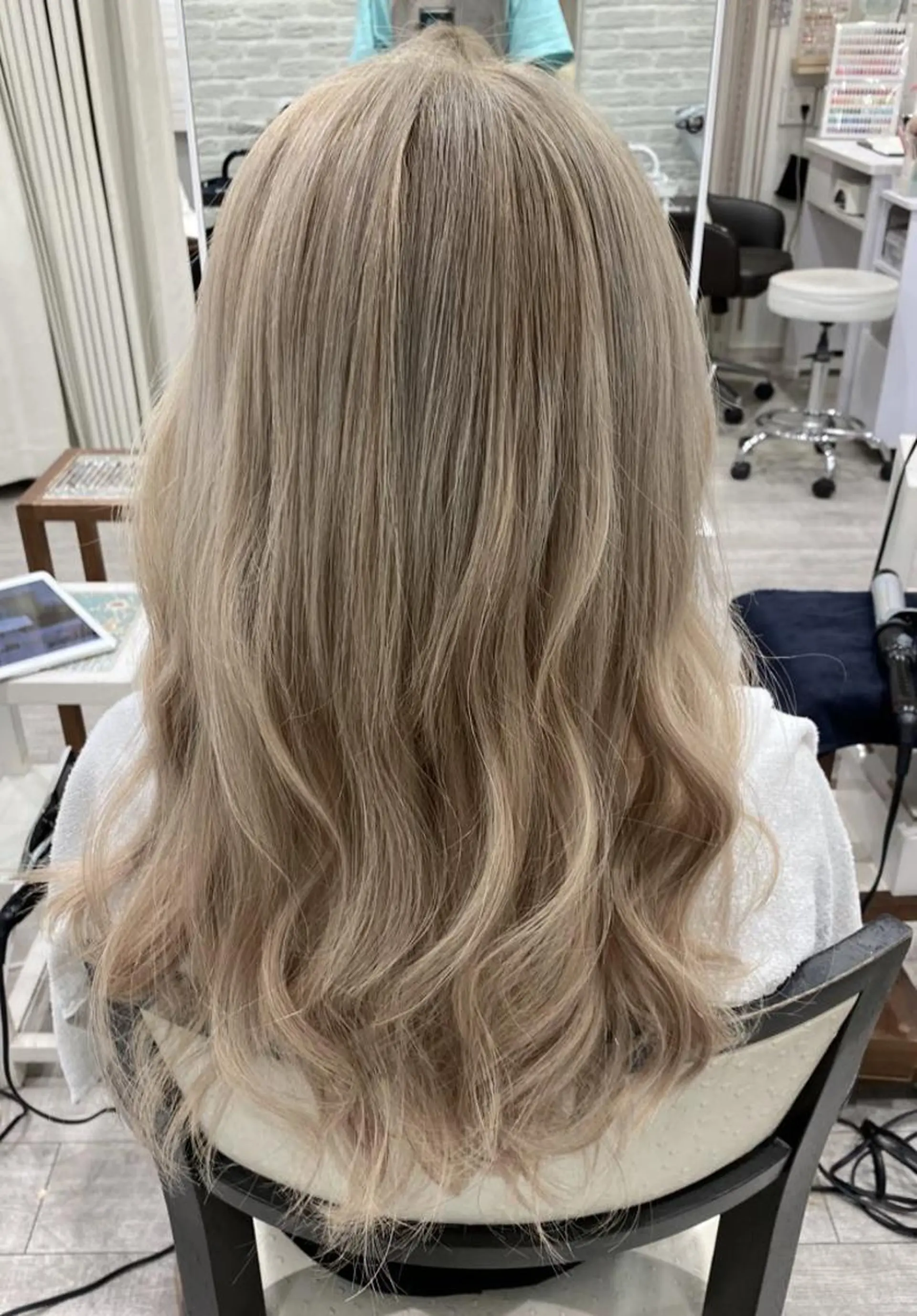 ロング カラー 美髪クリエイター マリアのヘアスタイル