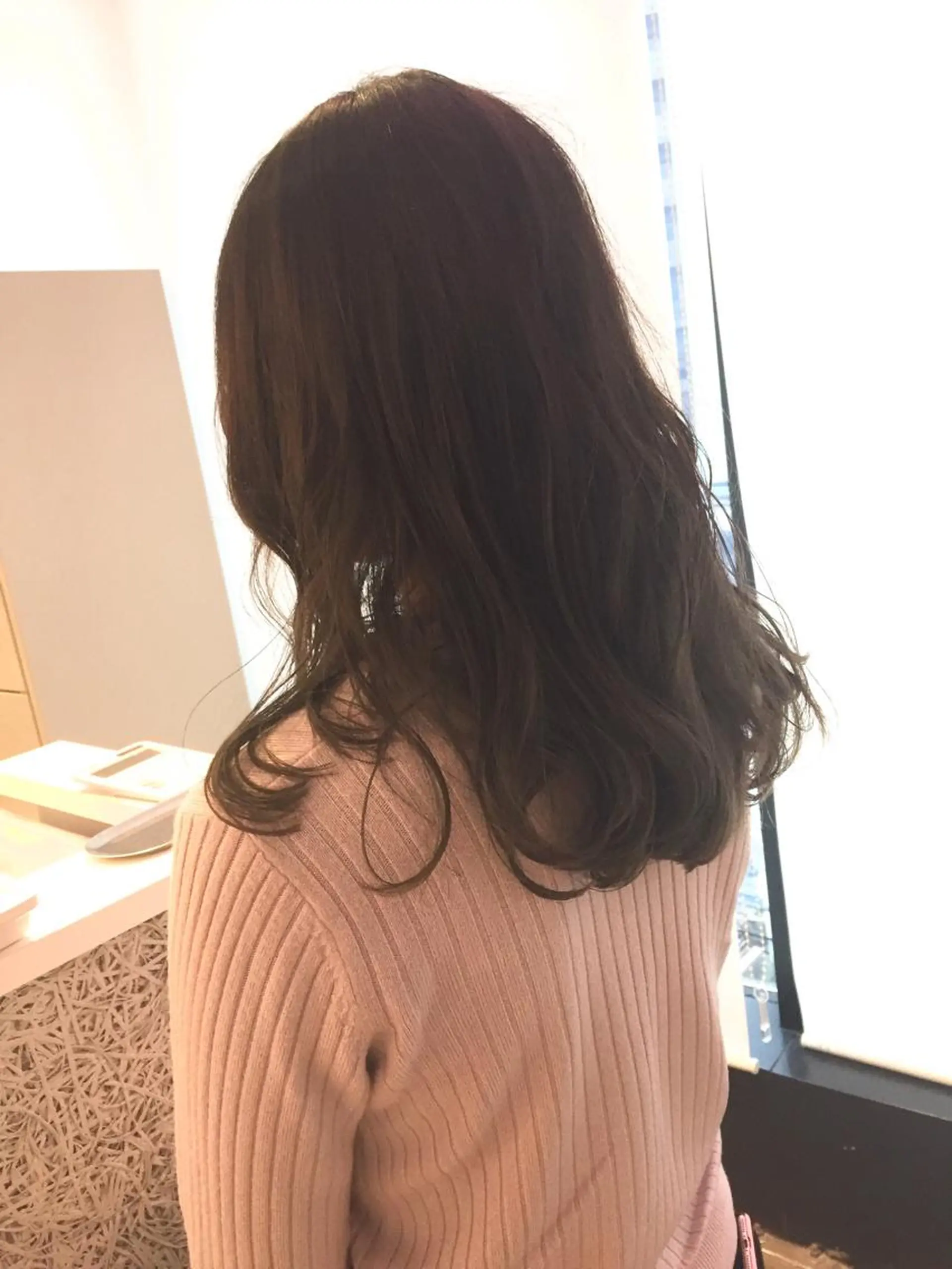 ミディアム カット ヘアカラー トリートメント ヘッドスパ 所渉/韓国レイヤー /ウルフカットのヘアスタイル