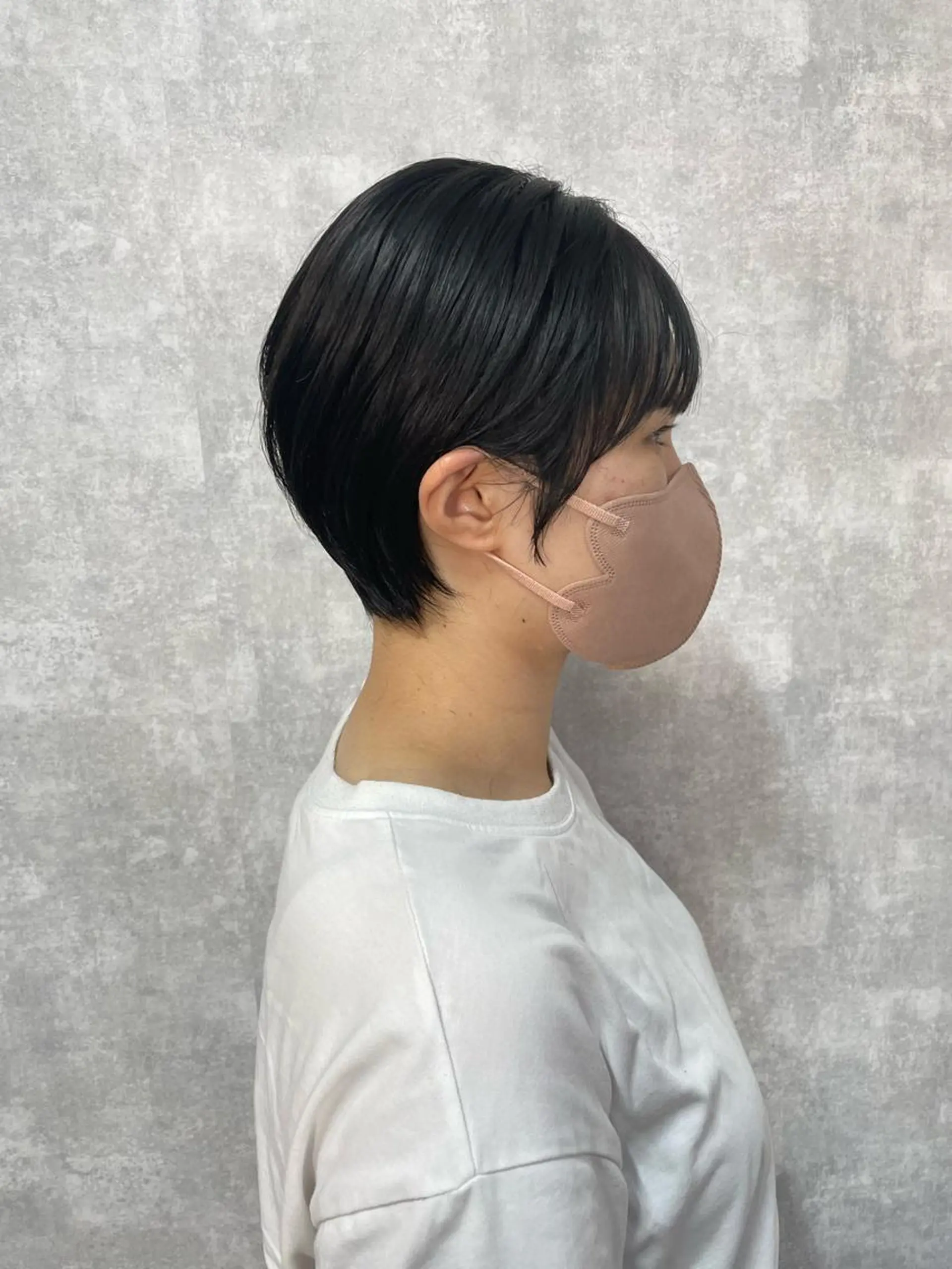 ショート 切りっぱなしボブ ショートボブ ハンサムショート 丸みショート アッシュ C’LD hair produce /シールドヘア所属・モテ髪/ボブ/ショー ト/アダチフウトのヘアスタイル