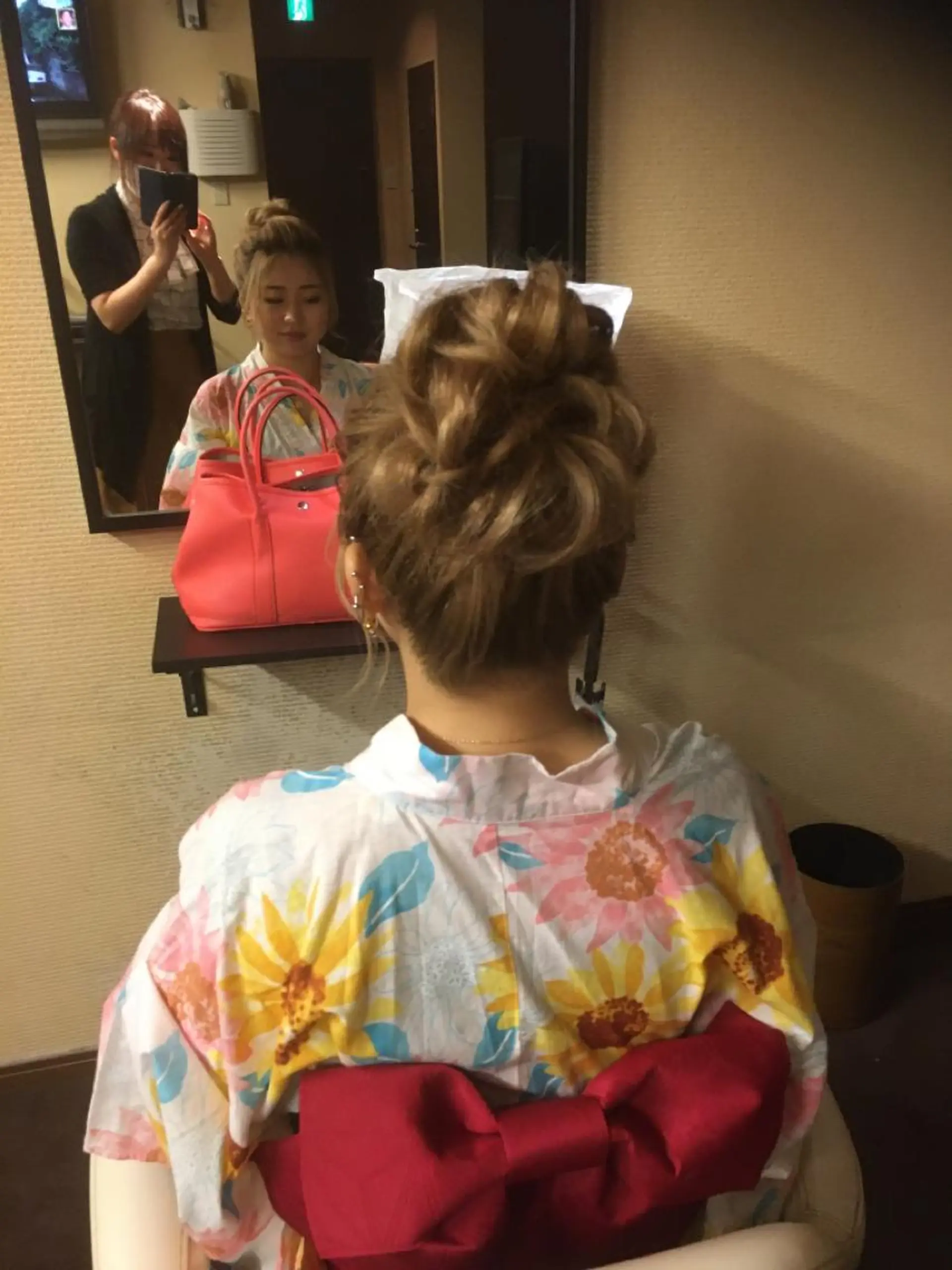 ロング ヘアアレンジ セット&メイク RICK trickのヘアスタイル