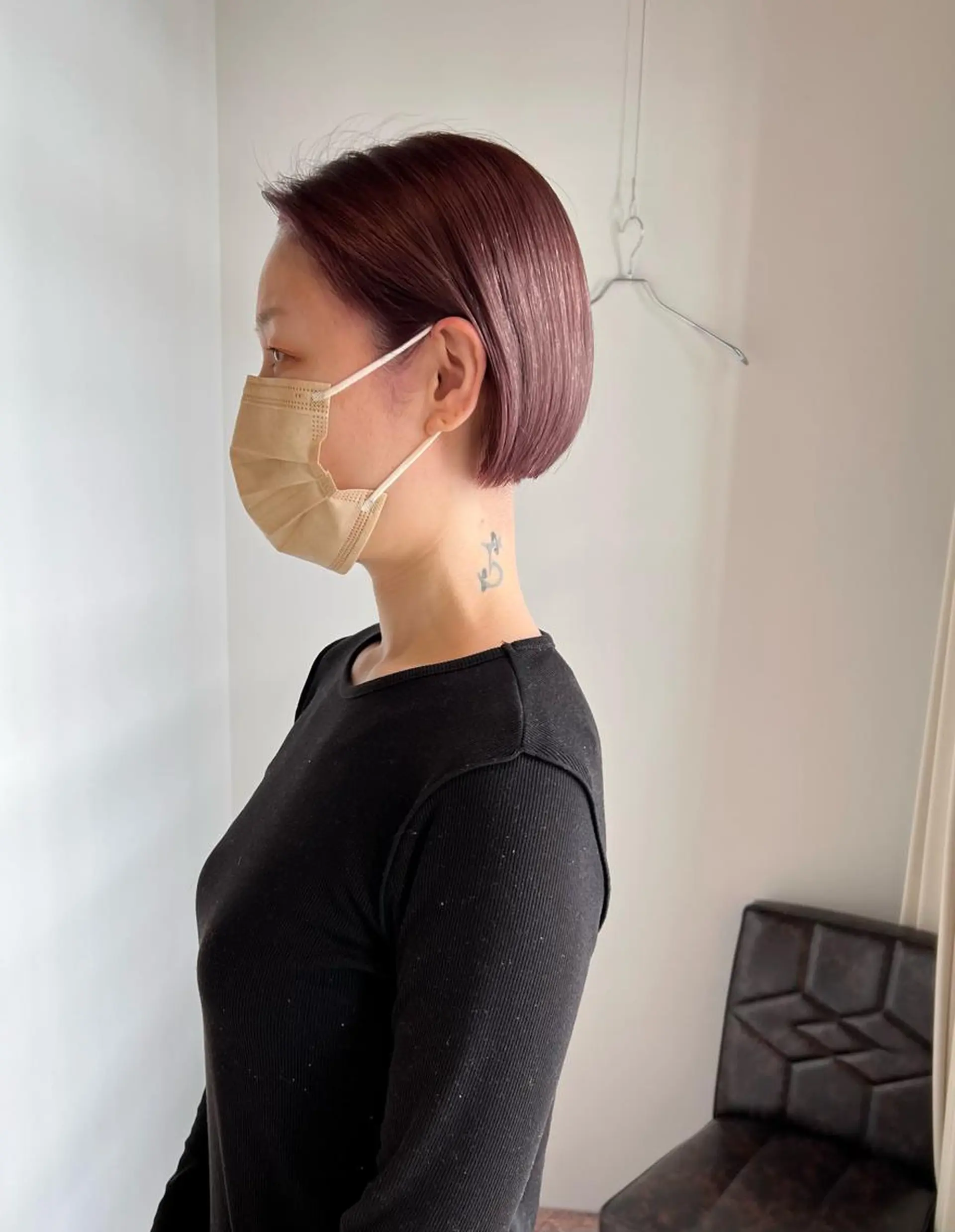 ショート カラー ピンクカラー io濱川 遥のヘアスタイル