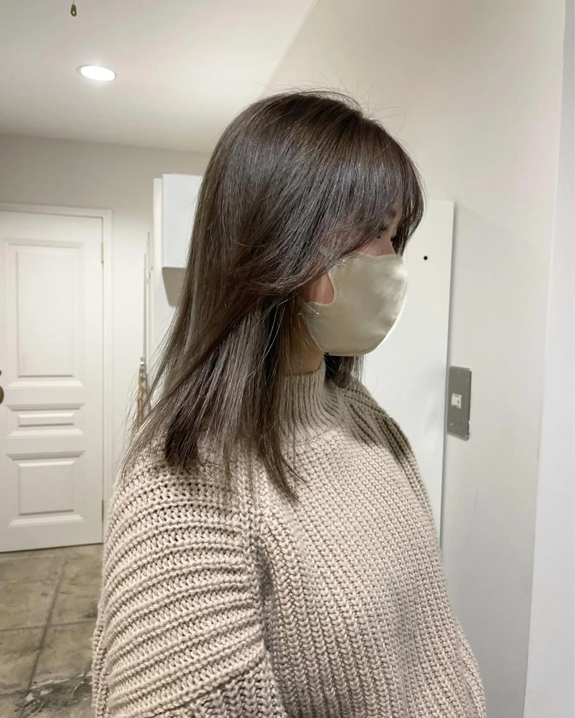 カラー ベージュカラー 透明感カラー/顔周り レイヤー/髪質改善のヘアスタイル