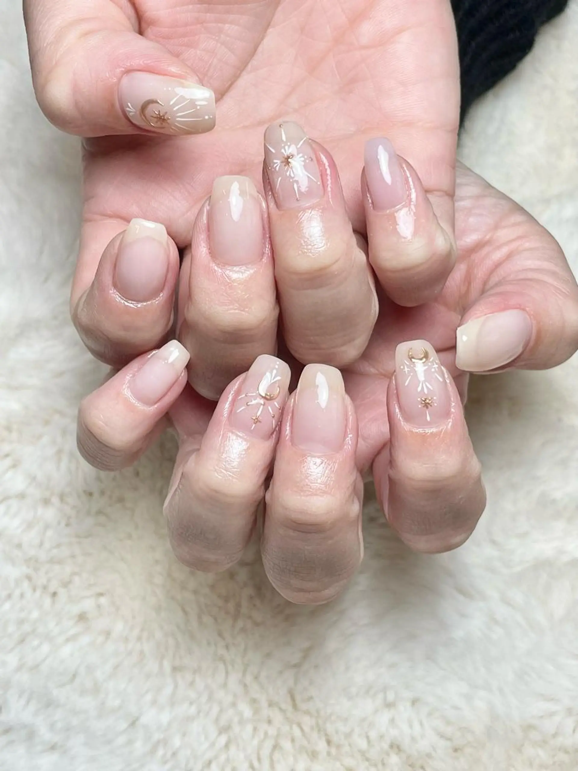 ネイル ハンドネイル ハンドケア 岩山 直子のネイルデザイン