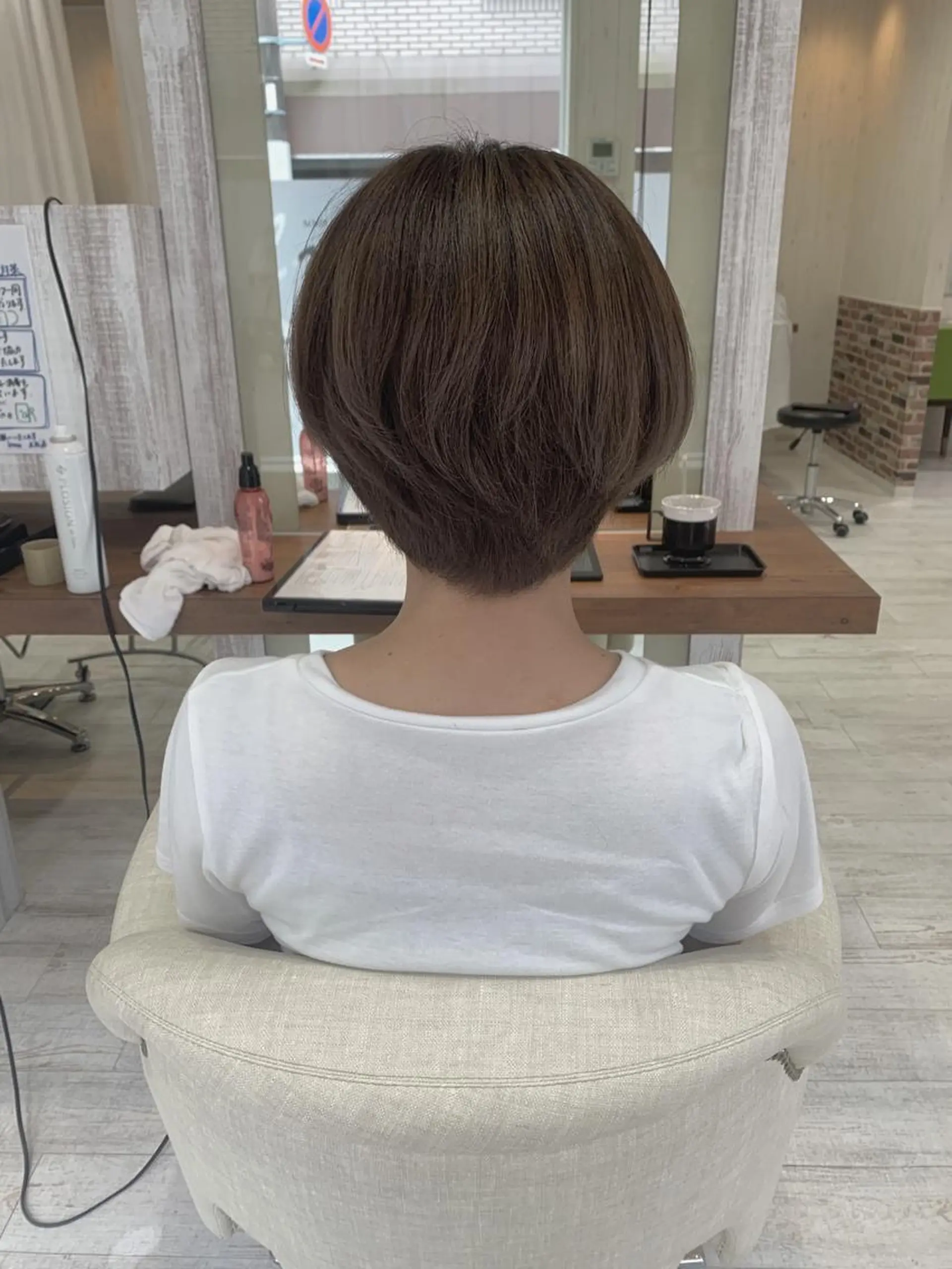 ショート ショートボブ アッシュ アッシュグレー ボブ ショートヘア 髪質改善×レイヤー 高嶋のヘアスタイル