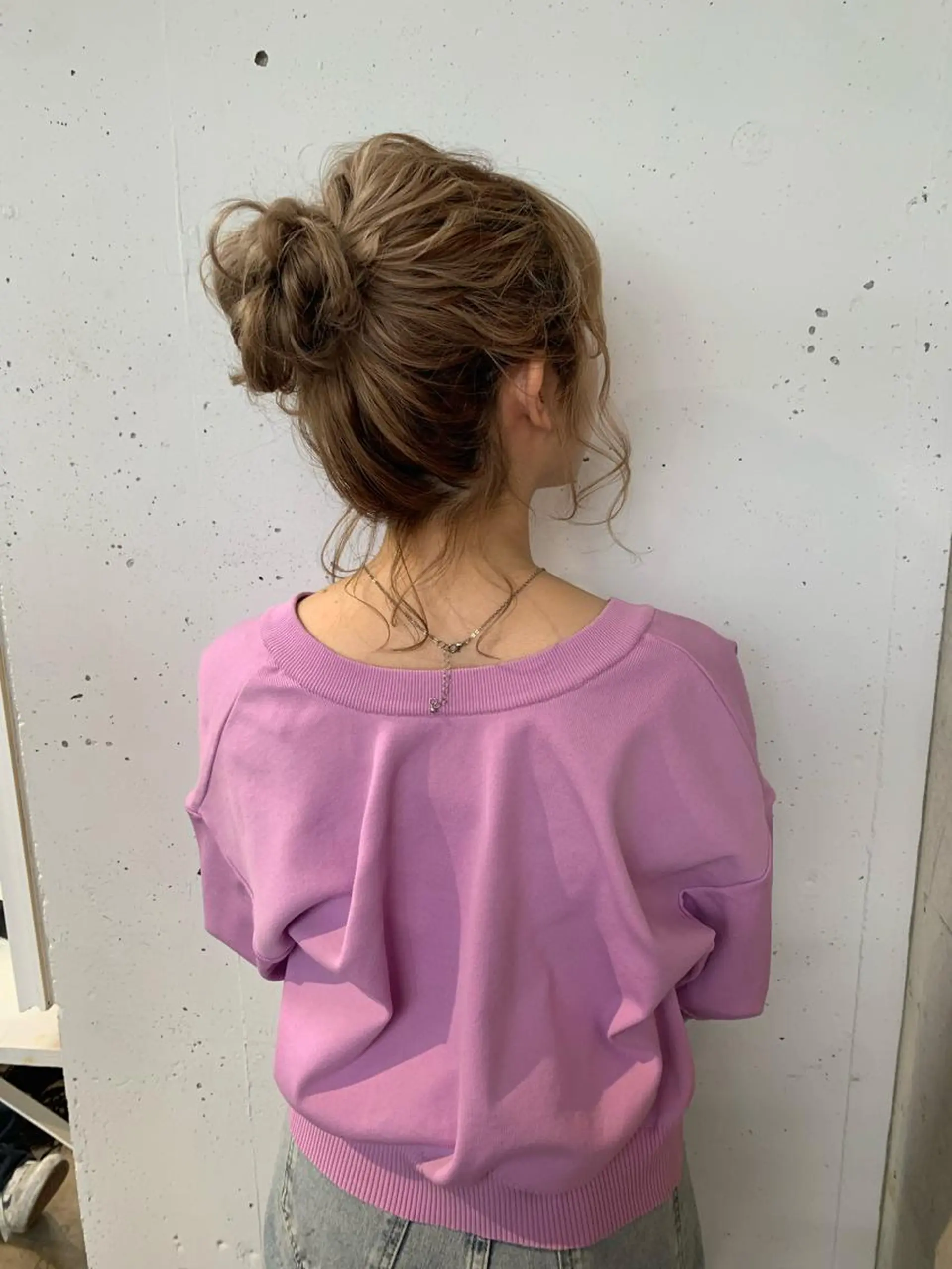 ミディアム カラー ヘアアレンジ お団子ヘア ヘアセット 🎀taro ブリーチなしカラーのヘアスタイル