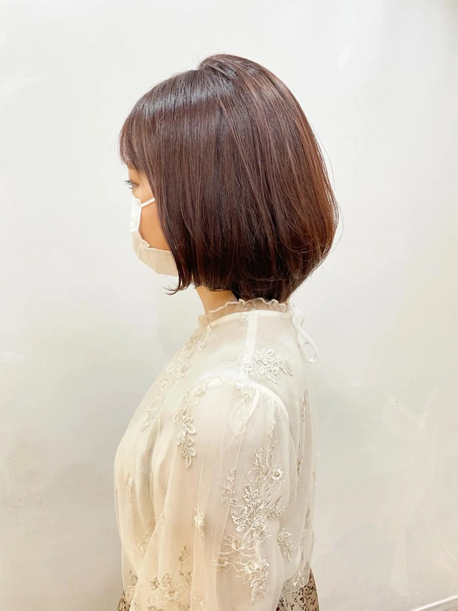 ミディアム カラー あずまぐち めぐみのヘアスタイル