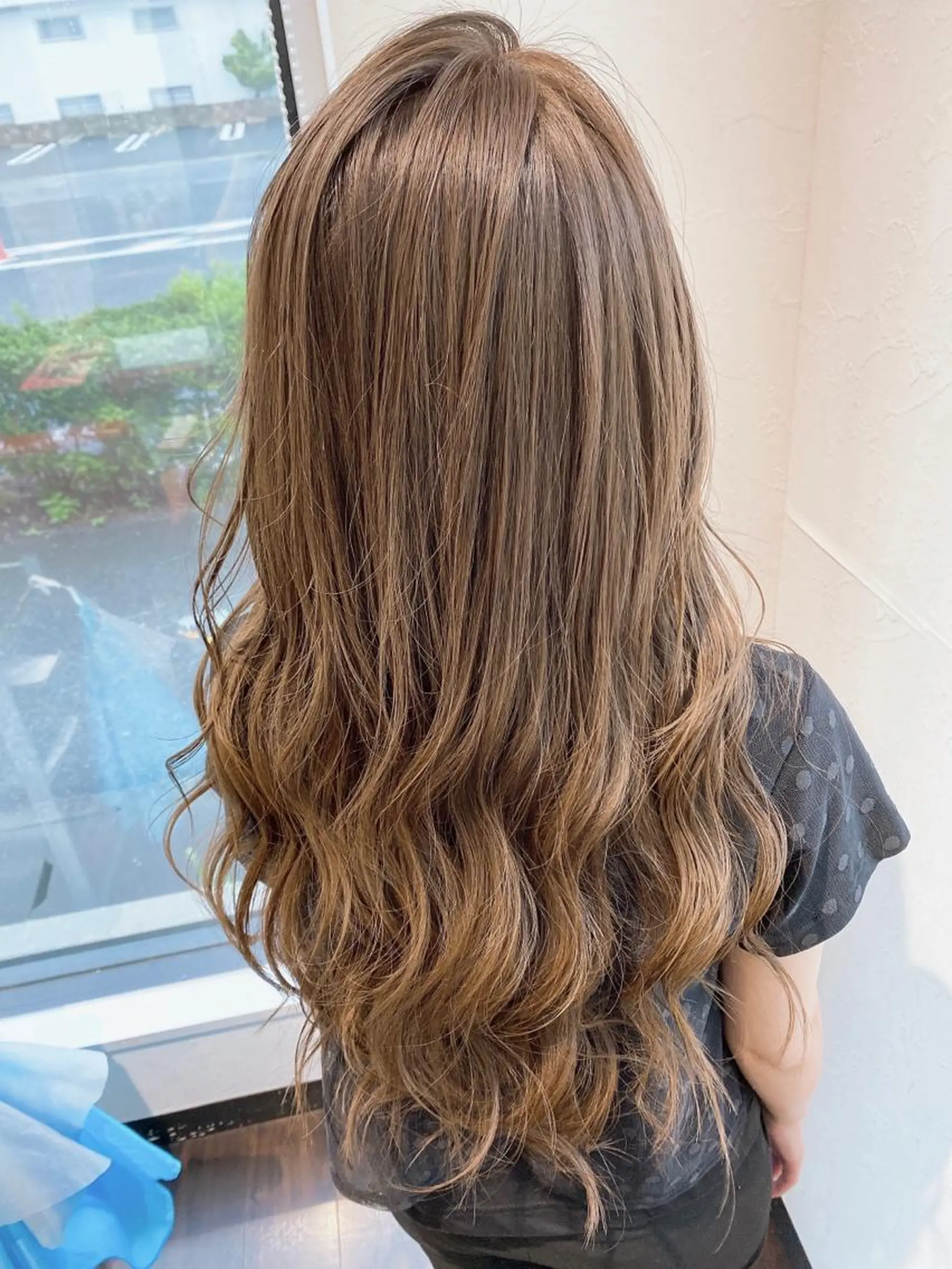 ロング カラー 川合 勇気のヘアスタイル