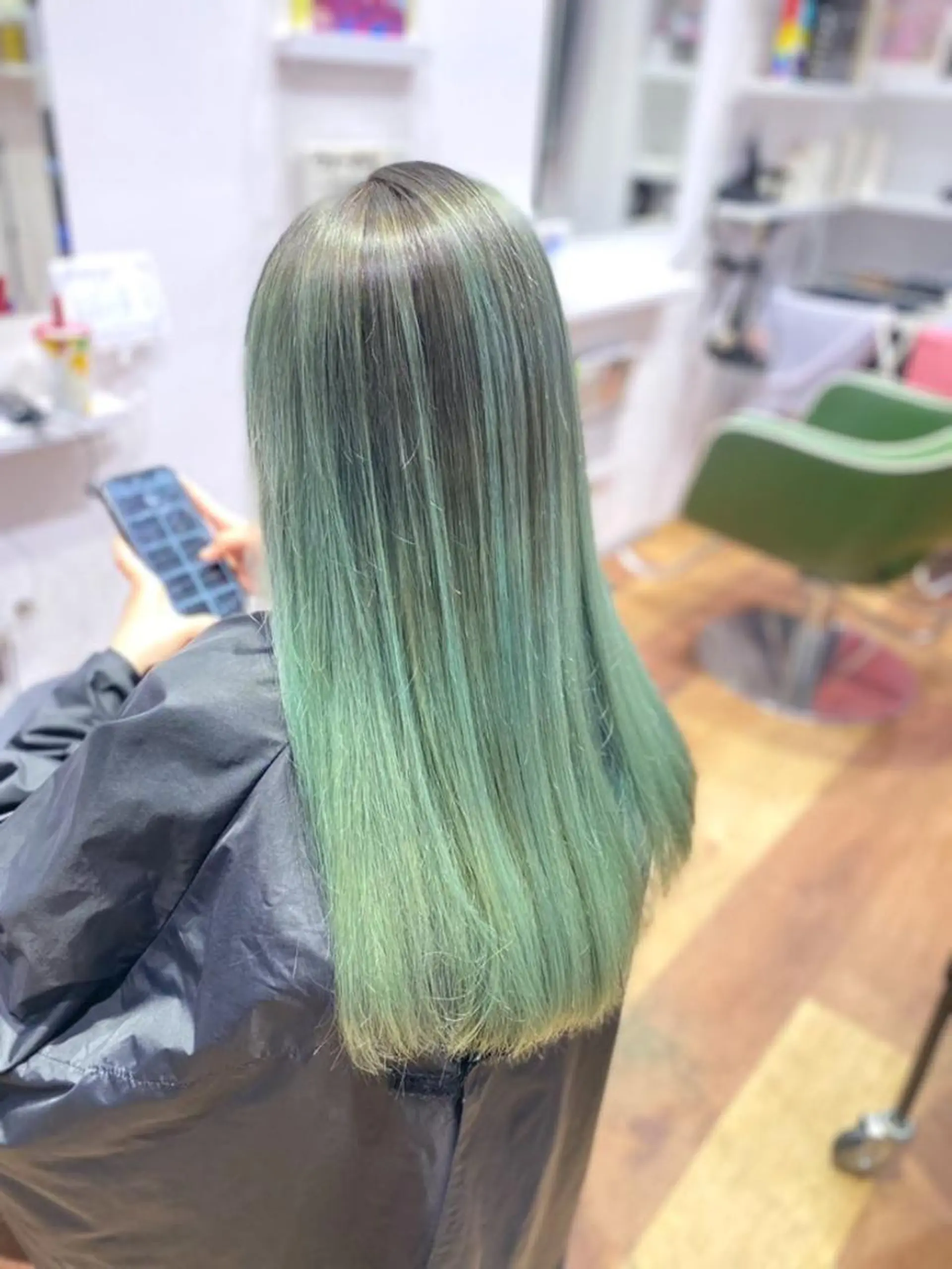 セミロング 宮地 崇文のヘアスタイル