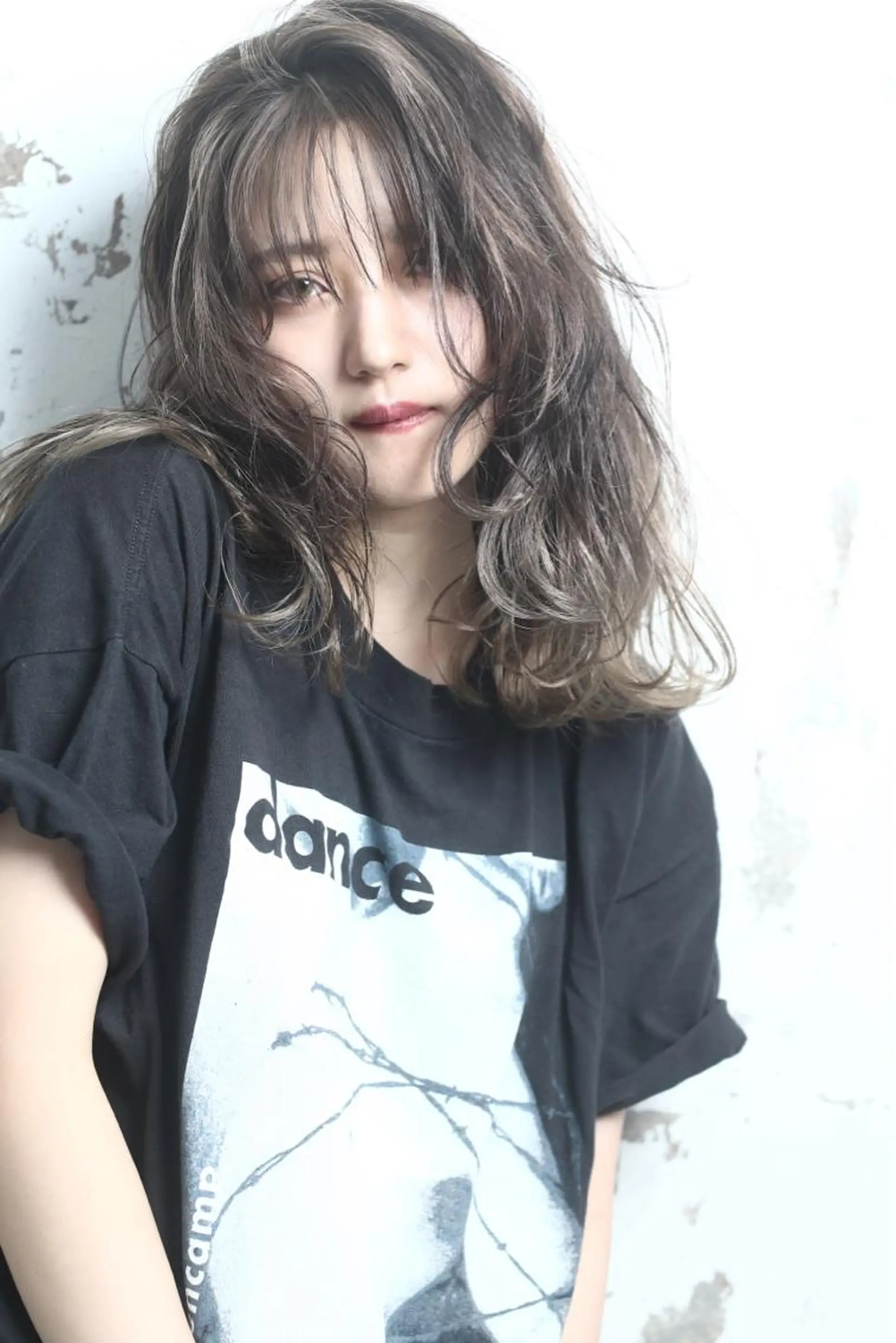 ミディアム カラー グレージュ ハイライトカラー ハイライト THINK SHOP KANTAのヘアスタイル