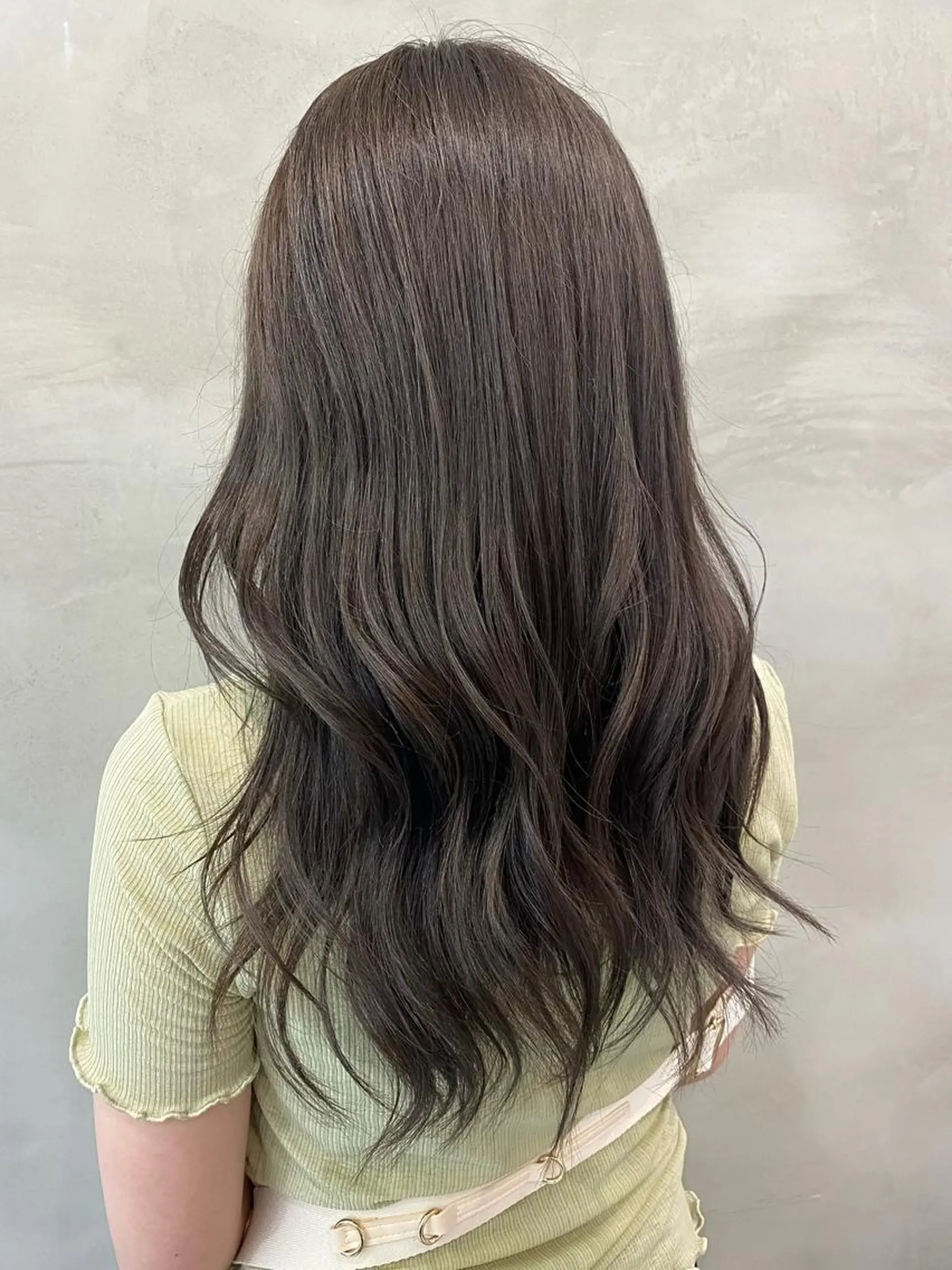 セミロング カラー ベージュカラー ブリーチ ブリーチなしカラー ヘアカラー トリートメント 🫧透明感カラー🫧 OIKAWAのヘアスタイル