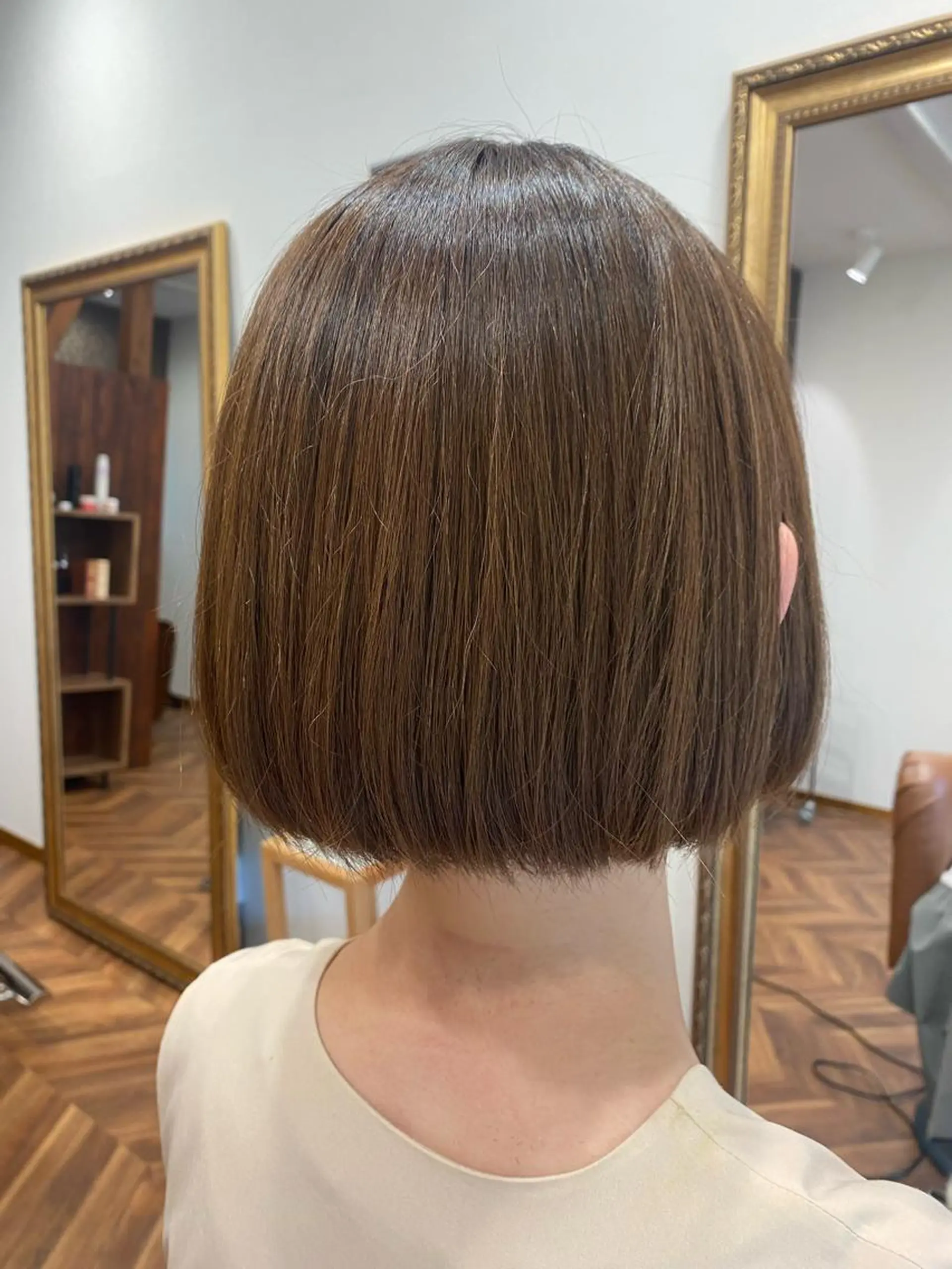 ショート カラー 【似合わせカット 】🦋岩崎 美保🐾のヘアスタイル