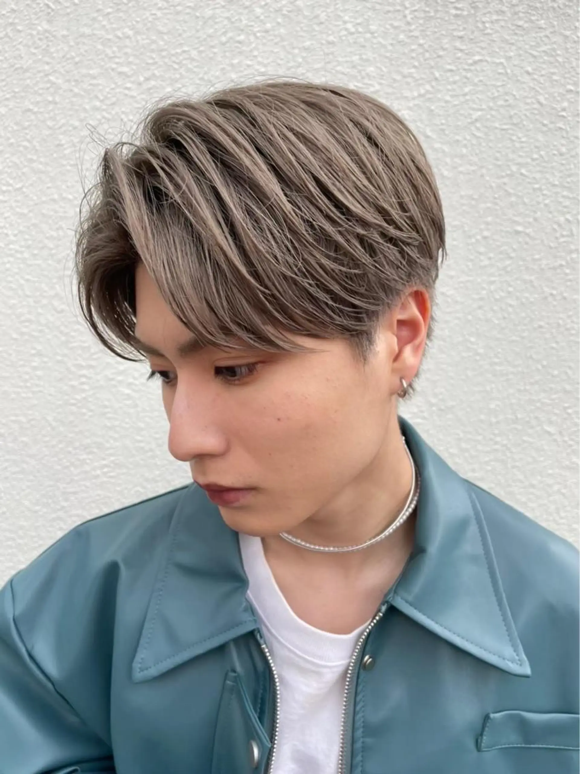 ミディアム カラー ハイライトカラー ハイトーンカラー ハイライト カット ヘアカラー Kureha/ネイル トレンドヘアのマツエク・マツパデザイン