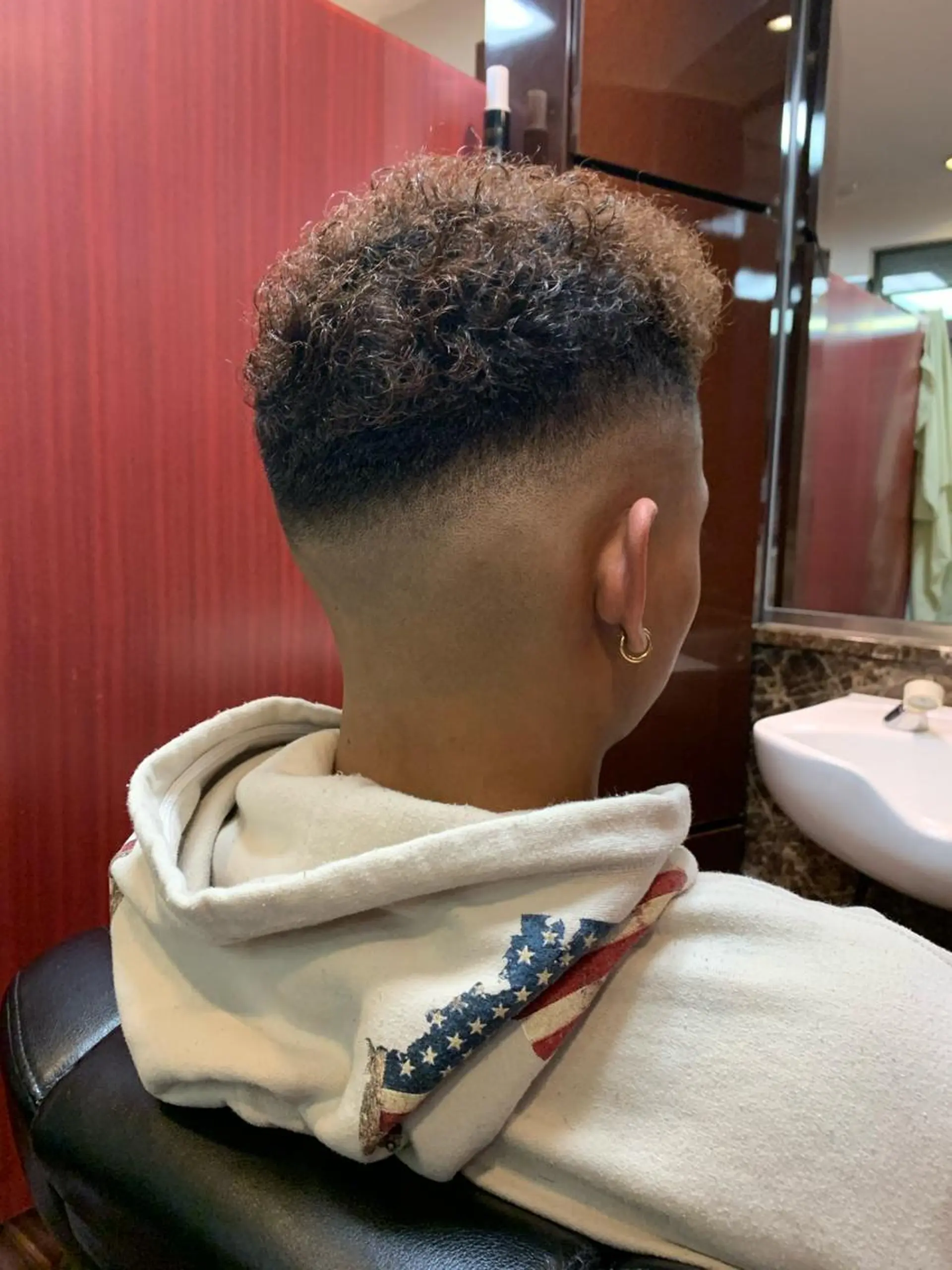 ショート メンズ フェードカット スキンフェード 羽木 隆徒のヘアスタイル