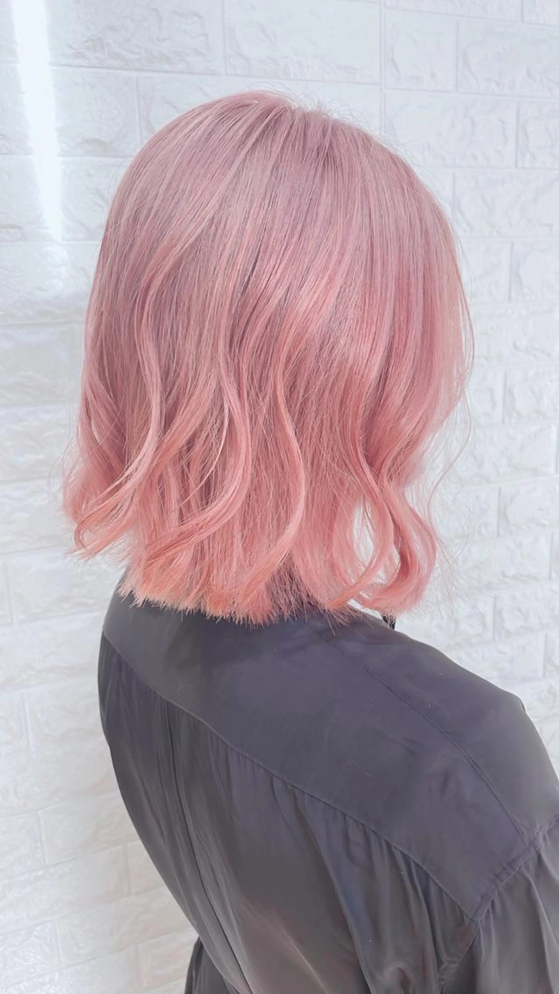 ミディアム カラー ブリーチ ヘアカラー トリートメント 福森 みずきのヘアスタイル