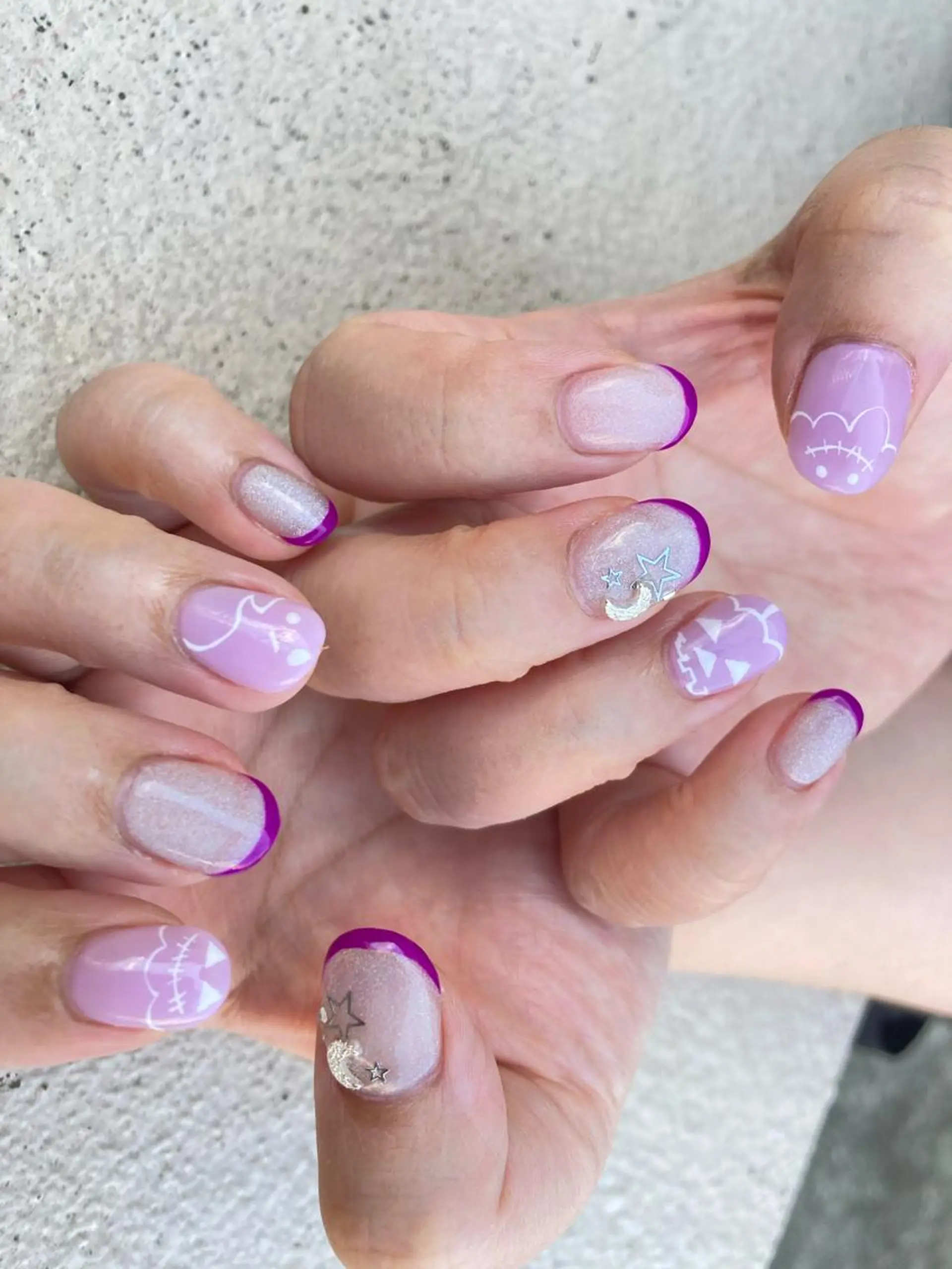 ショート ネイル ハンドネイル フットネイル ✴︎ Delightのネイルデザイン