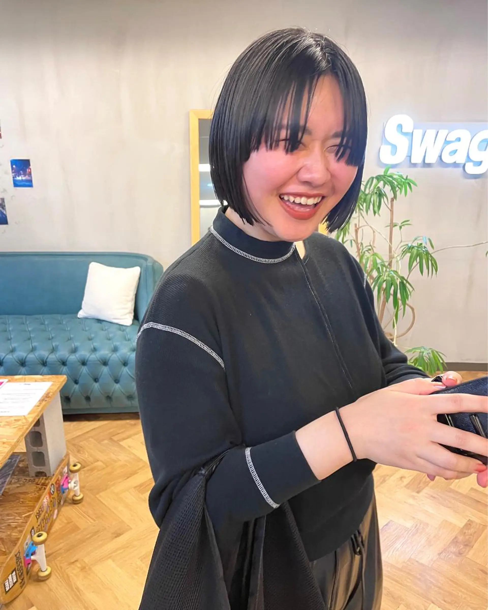 ミディアム カラー パーマ ヘアアレンジ メンズ キッズ ネイル マツエク・マツパ アイブロウ カット ヘアカラー トリートメント tatsumi/ボブ ウルフ/レイヤーのヘアスタイル