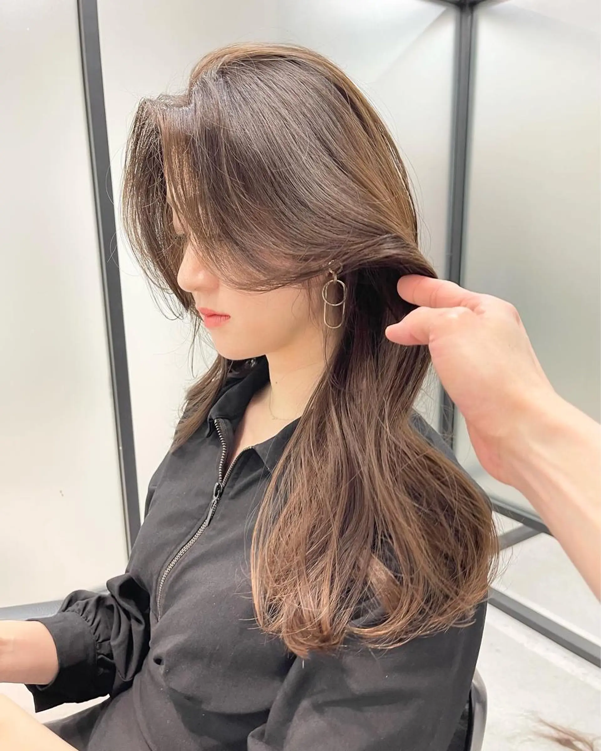 ロング カット ヘアカラー トリートメント 韓国レイヤーカット 髪質改善▫️水野有真のヘアスタイル