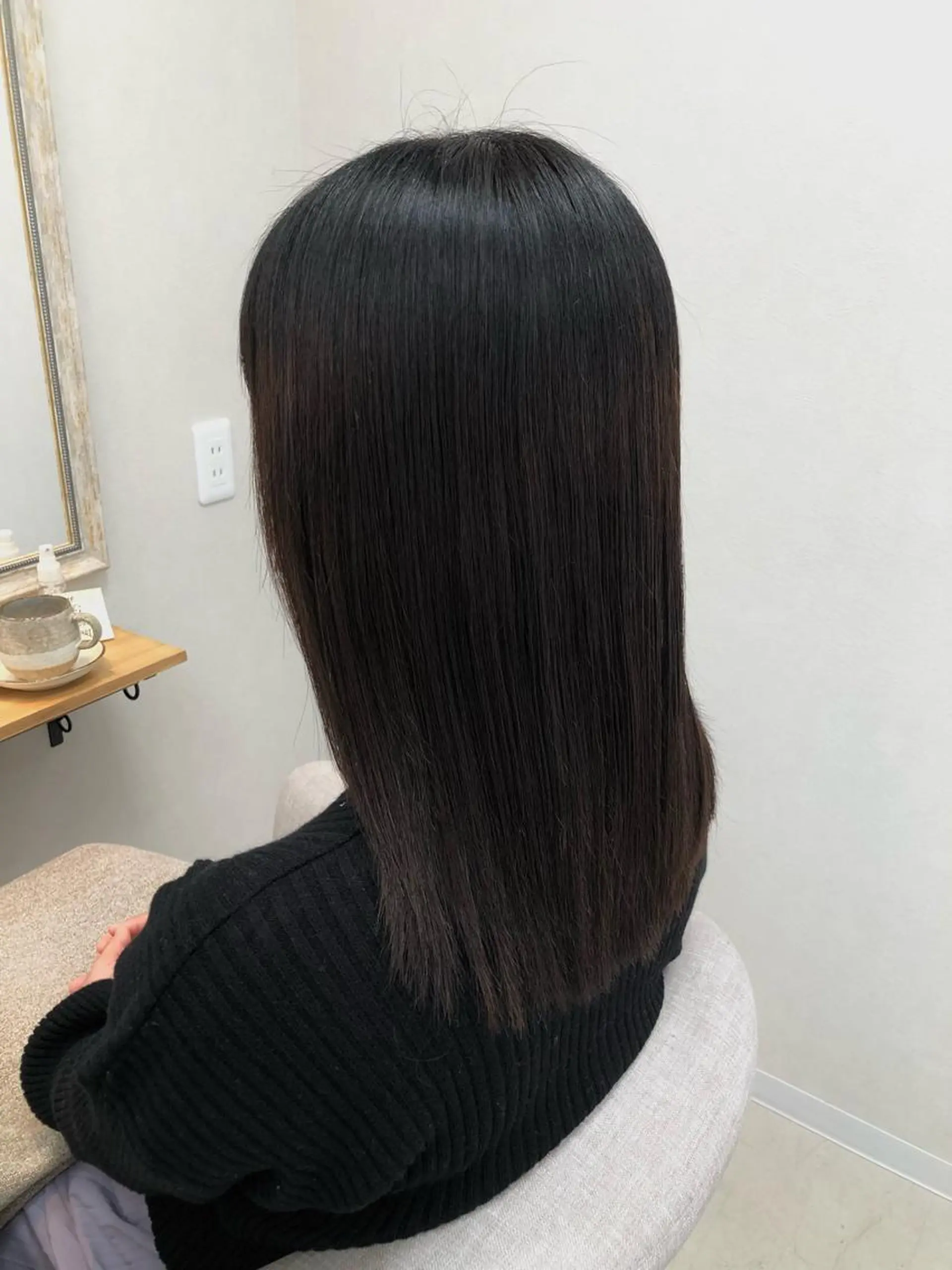 ミディアム カット 縮毛矯正 トリートメント ショート/白髪ぼかし 君和田若菜のヘアスタイル