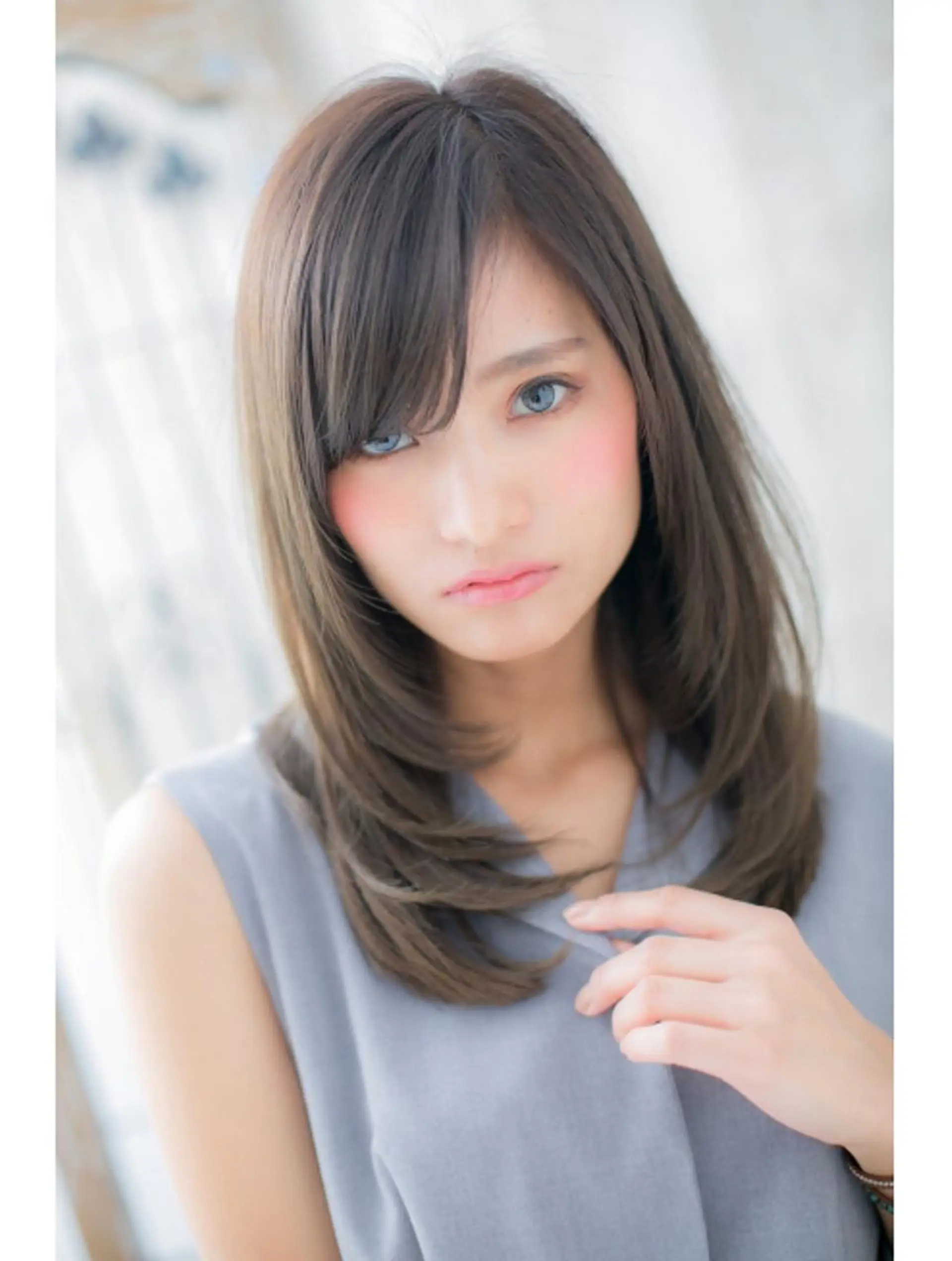 セミロング カラー FUKUNAGA YUのヘアスタイル