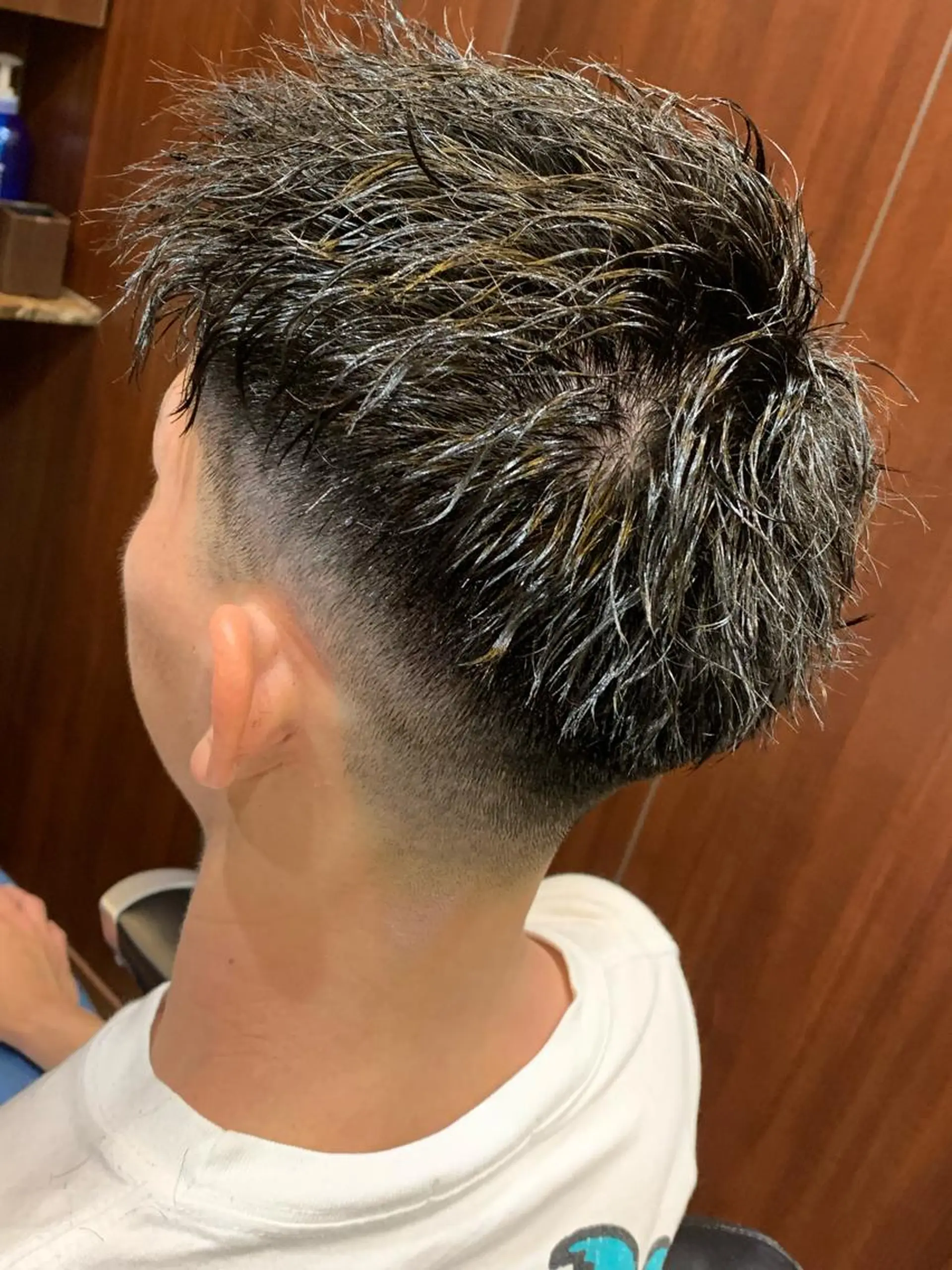 ショート パーマ 羽木 隆徒のヘアスタイル