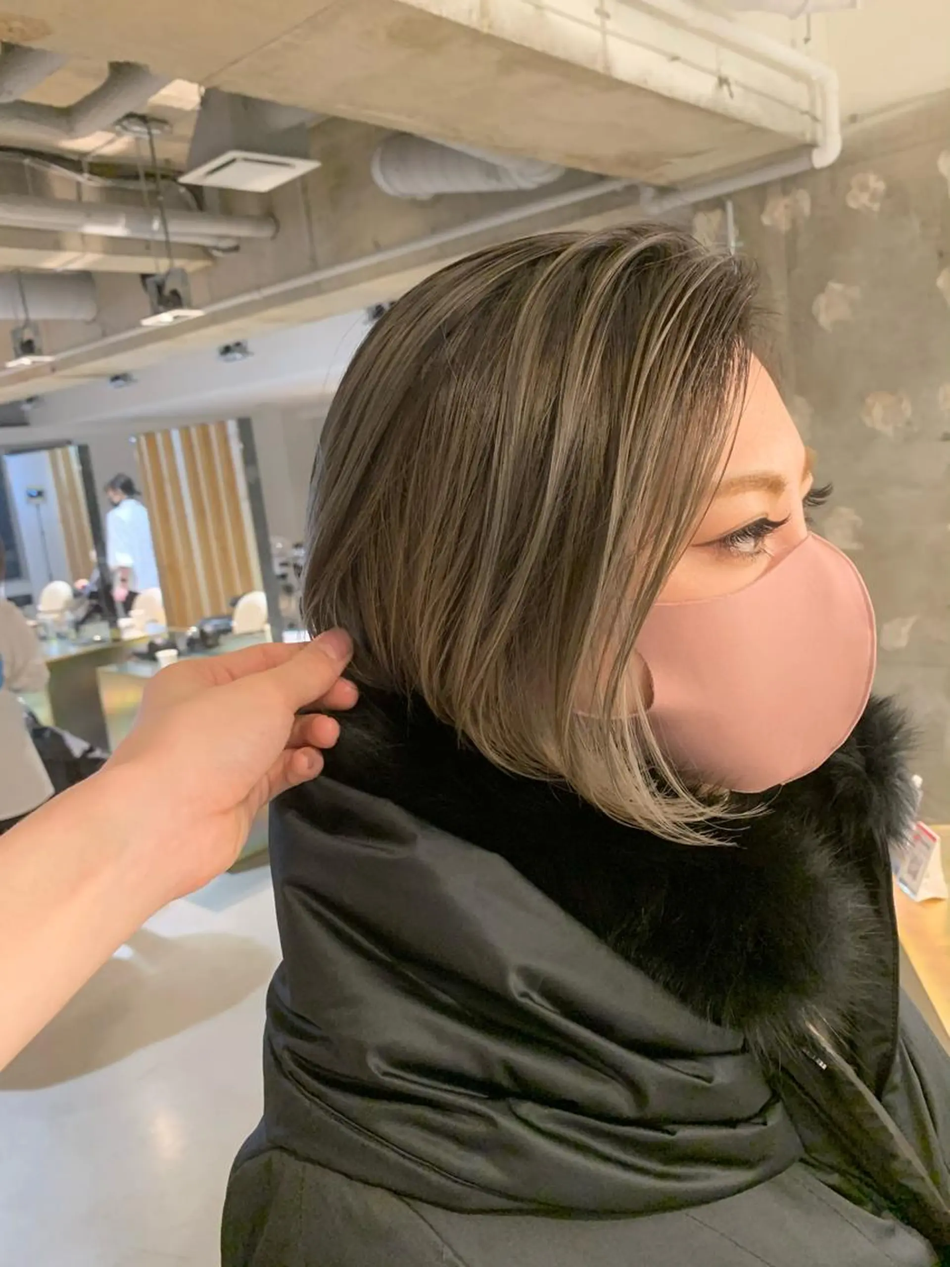 ショート カラー バレイヤージュ レイヤーカット tension 【テンション】のヘアスタイル