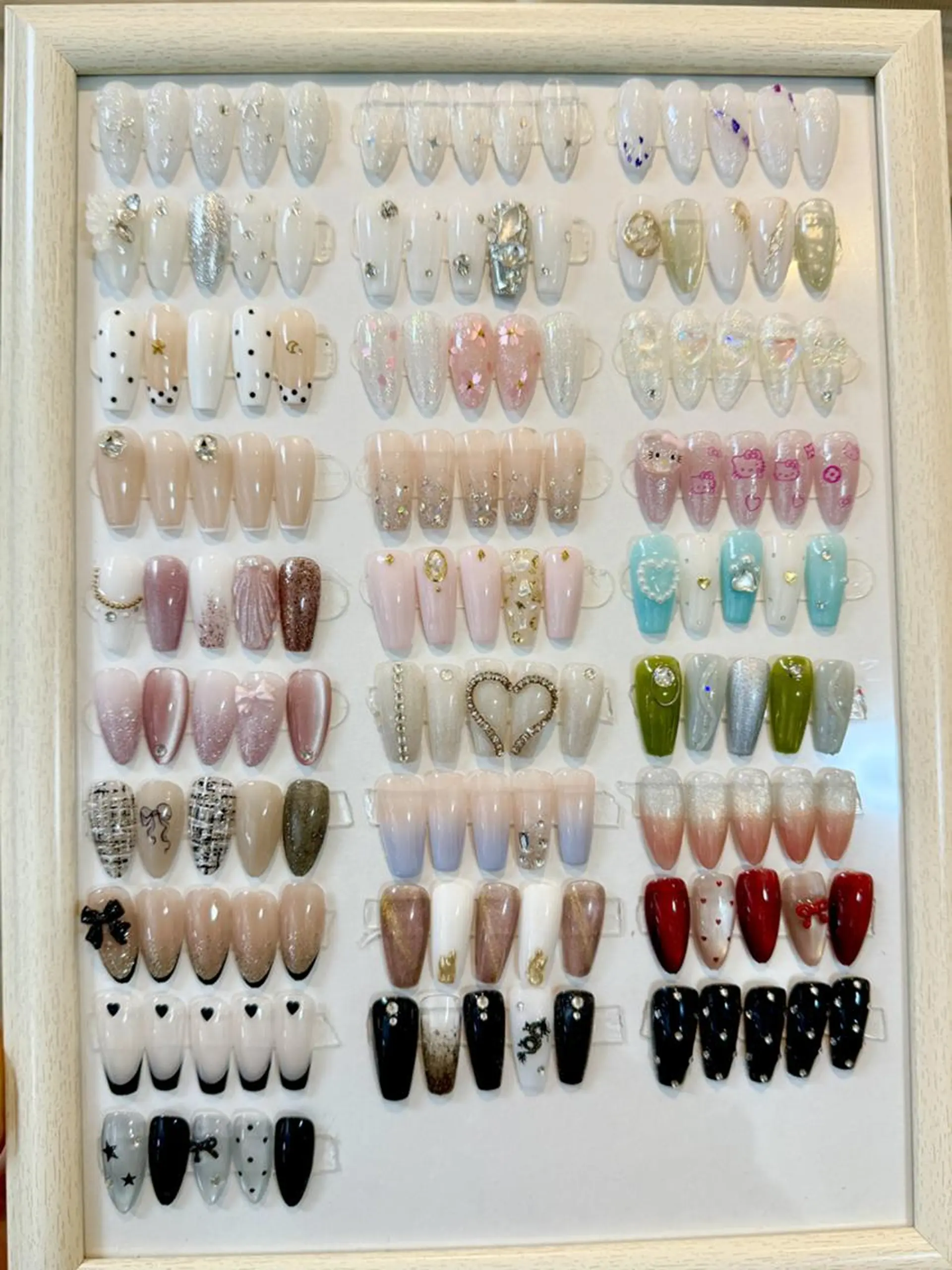 ネイル Una ☀️☀️のネイルデザイン