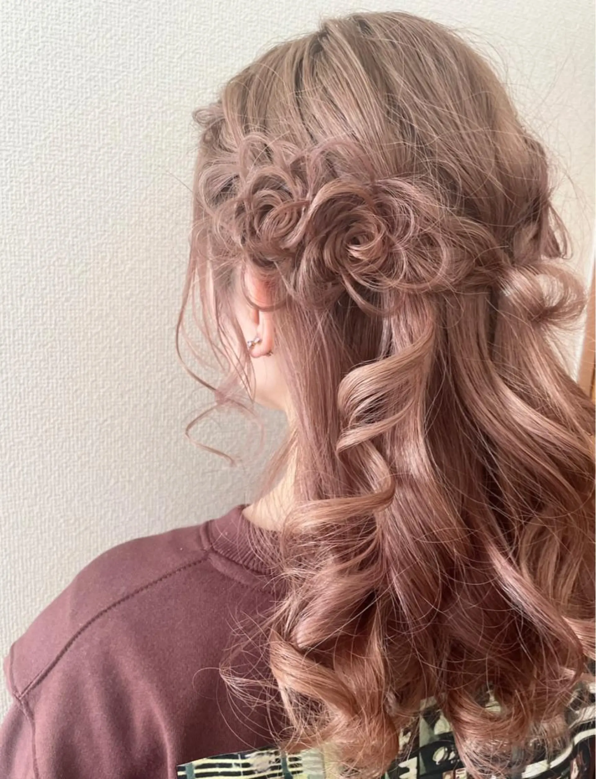 ロング ヘアアレンジ ハーフアップ 🩰韓国レイヤー🩷 艶カラー🌷小栁歩美のヘアスタイル