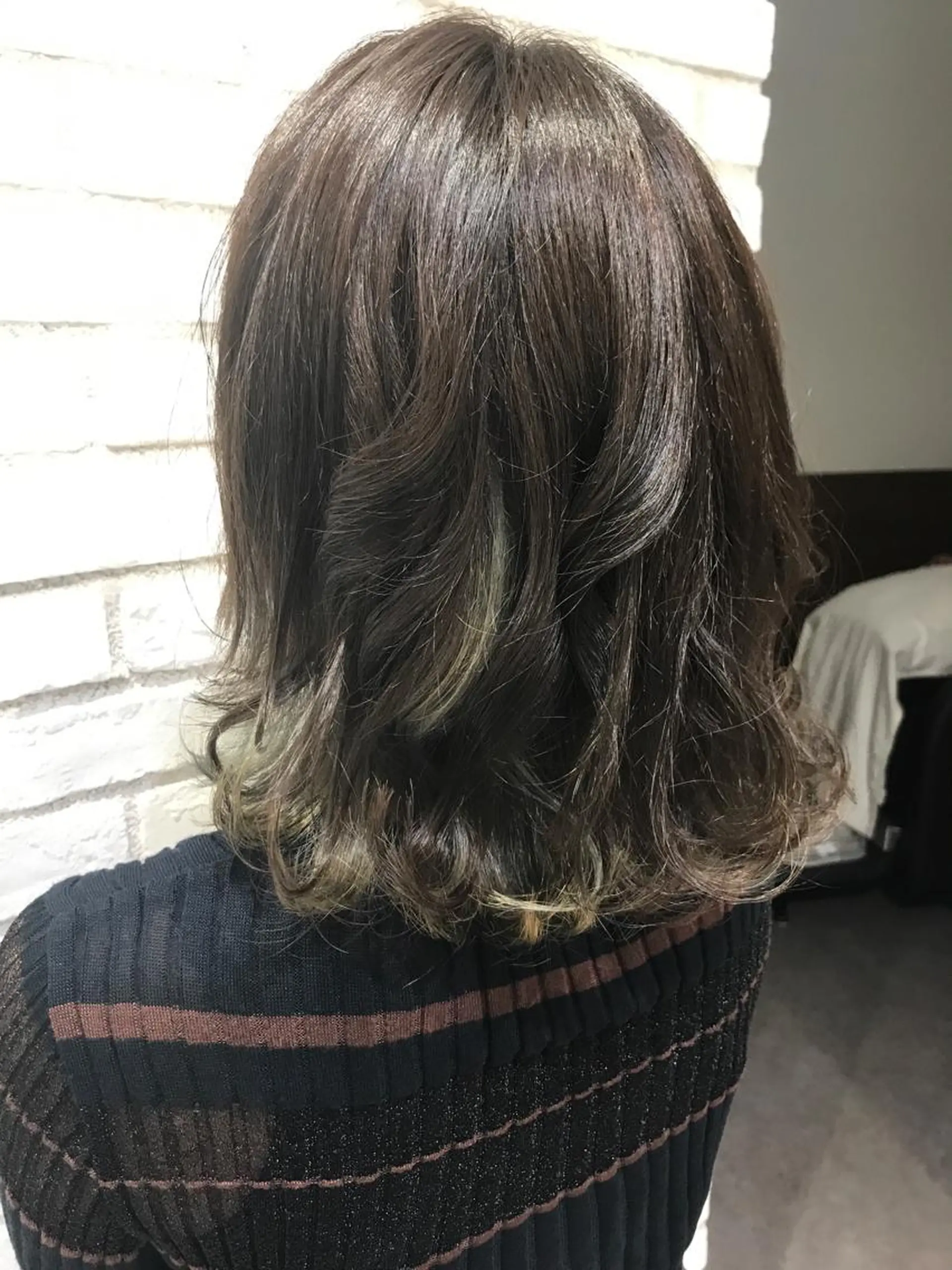 ショート カラー ブルーカラー インナーカラー シルバー Ash 戸田公園店のヘアスタイル