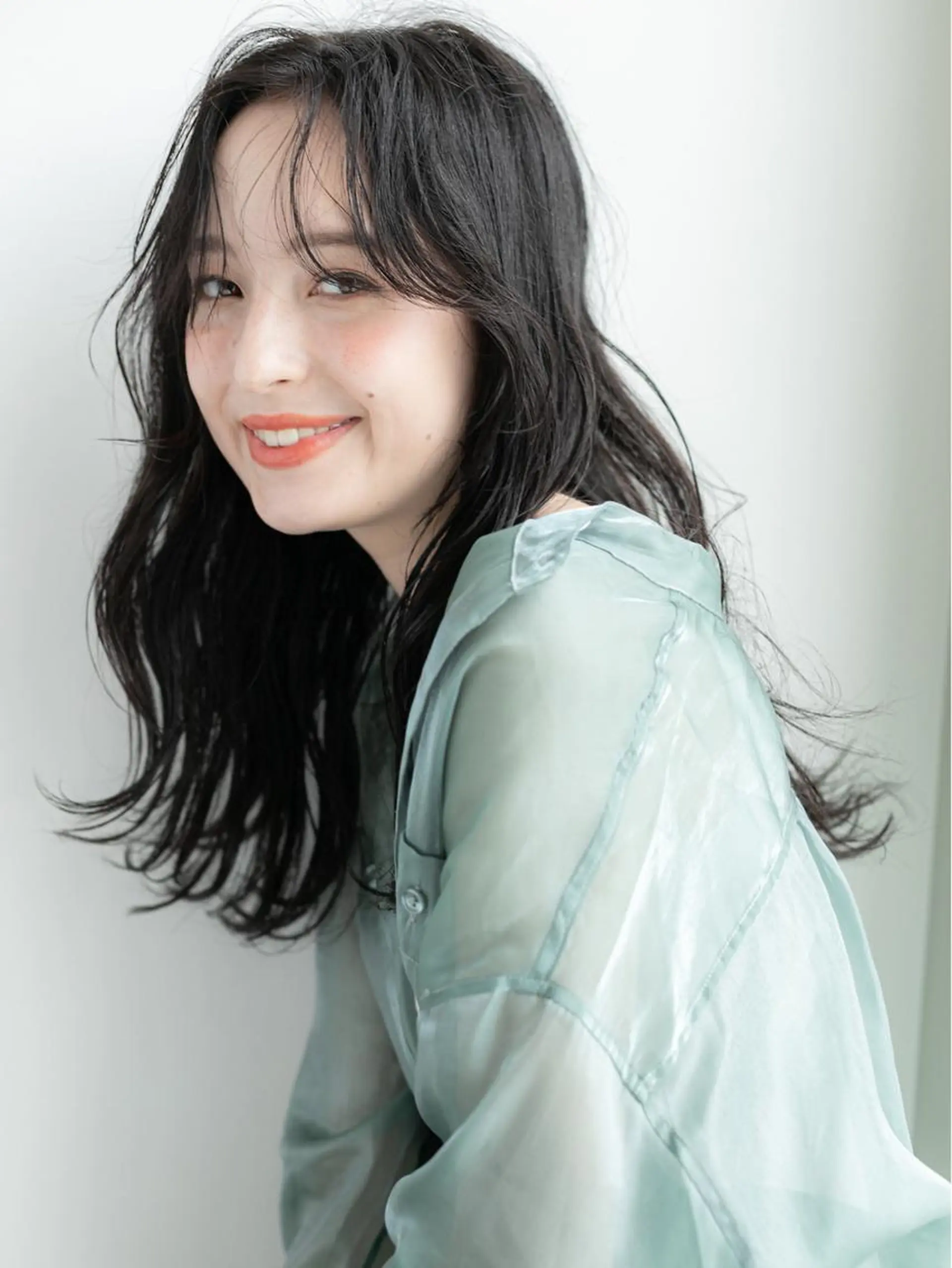 ロング カラー パーマ ロング カット ヘアカラー パーマ トリートメント POCKET 高崎店🇰🇷のヘアスタイル